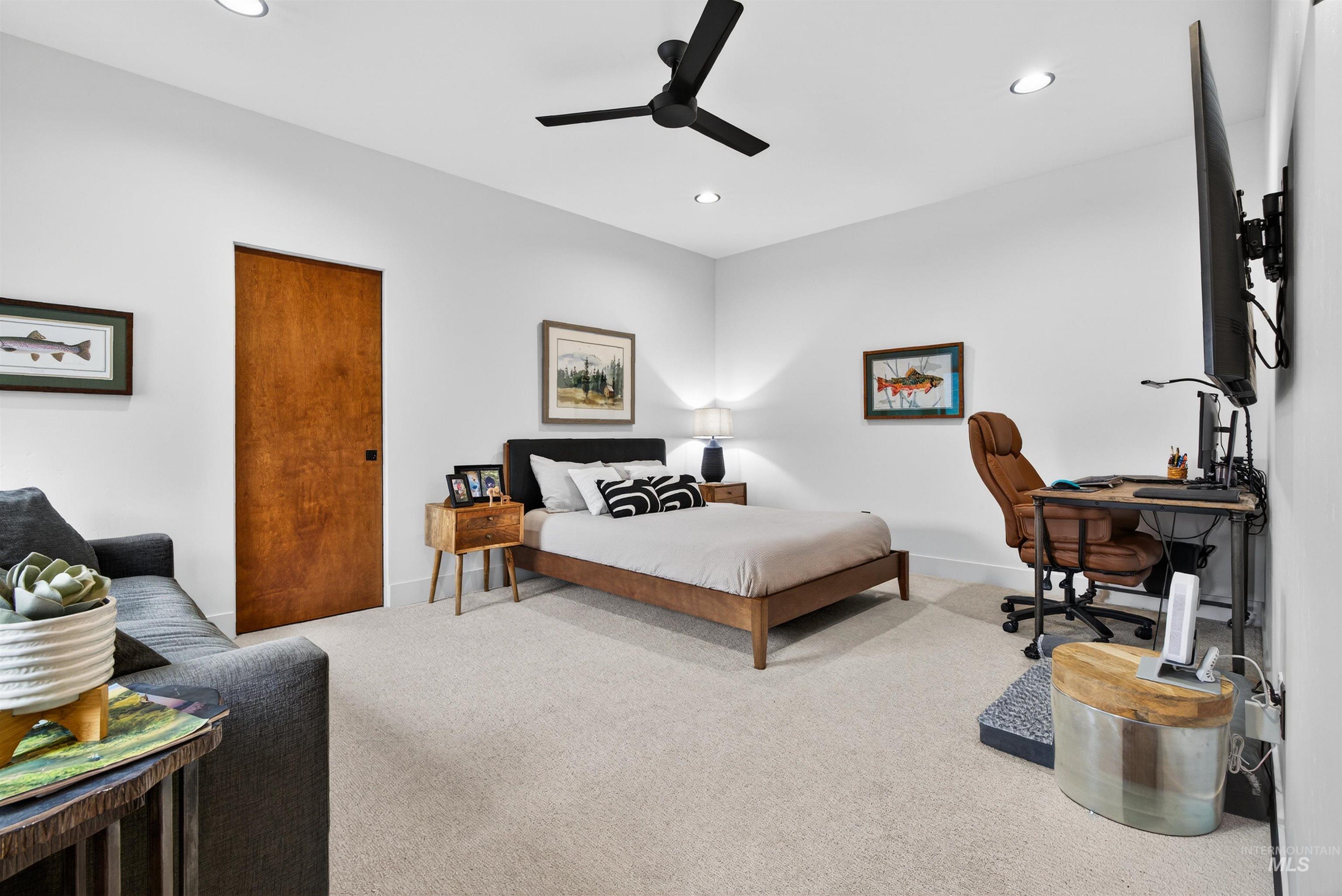 2526 W Rustic Forge St, Eagle, Idaho 83616, 3 Bedrooms, 3 Bathrooms, Residential For Sale, Price $975,000,MLS 98977671