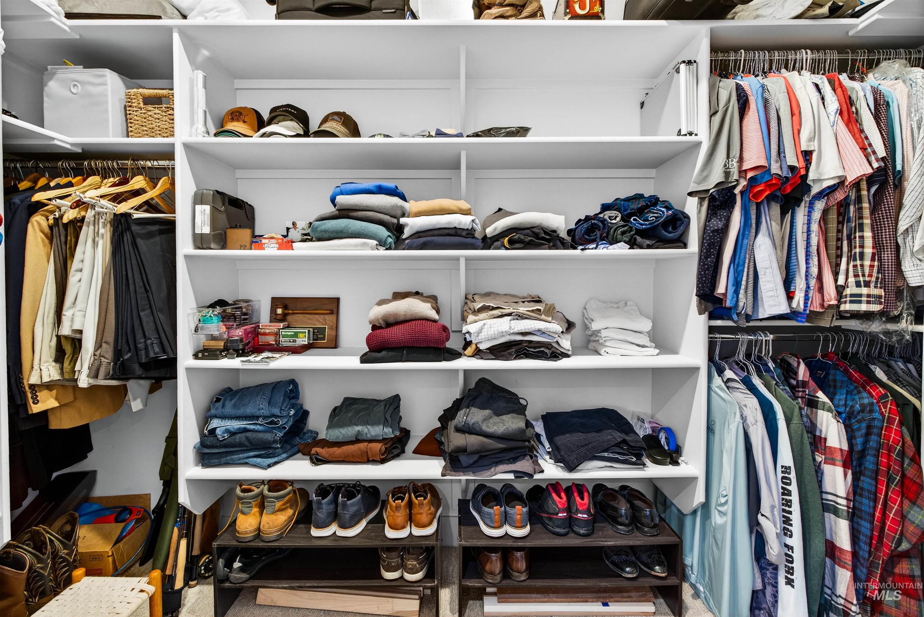 2526 W Rustic Forge St, Eagle, Idaho 83616, 3 Bedrooms, 3 Bathrooms, Residential For Sale, Price $975,000, 98977671