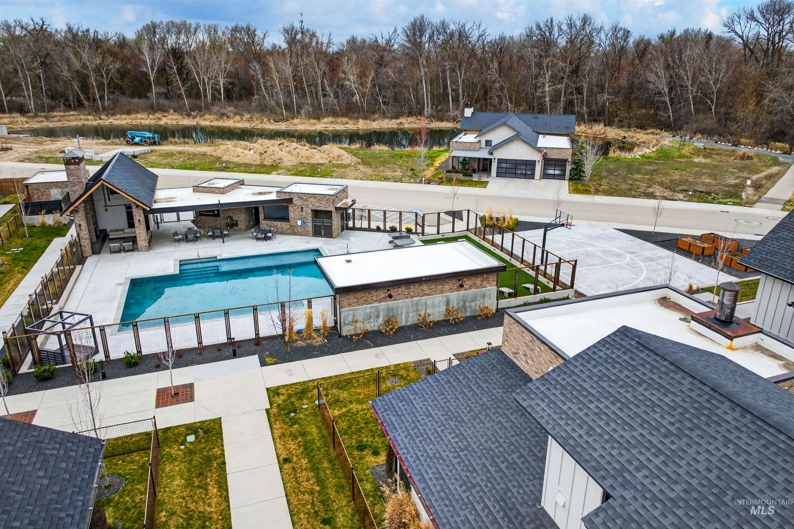 2526 W Rustic Forge St, Eagle, Idaho 83616, 3 Bedrooms, 3 Bathrooms, Residential For Sale, Price $975,000, 98977671