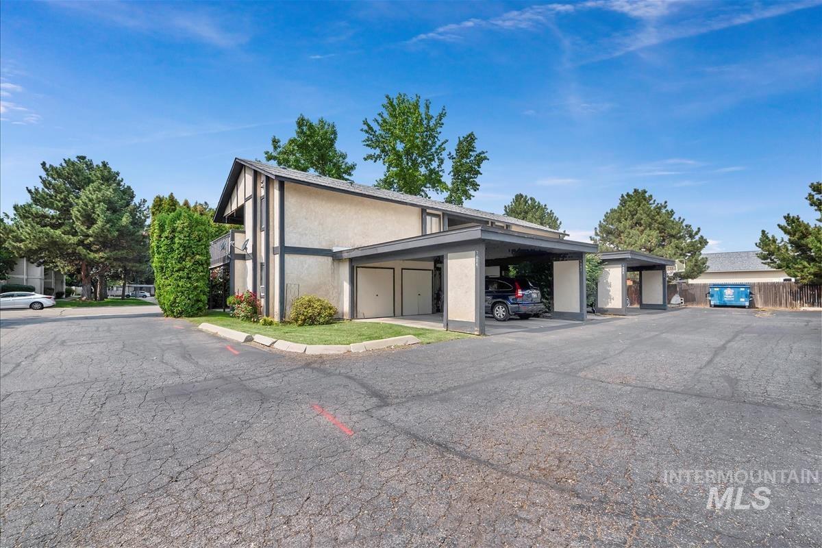 7084 W Colehaven Ln, Boise, Idaho 83704, 2 Bedrooms, 1 Bathroom, Residential For Sale, Price $244,900,MLS 98977677