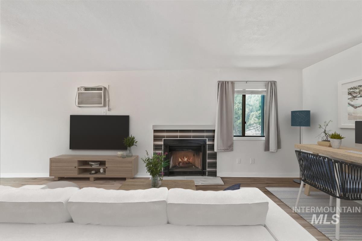 7084 W Colehaven Ln, Boise, Idaho 83704, 2 Bedrooms, 1 Bathroom, Residential For Sale, Price $244,900,MLS 98977677