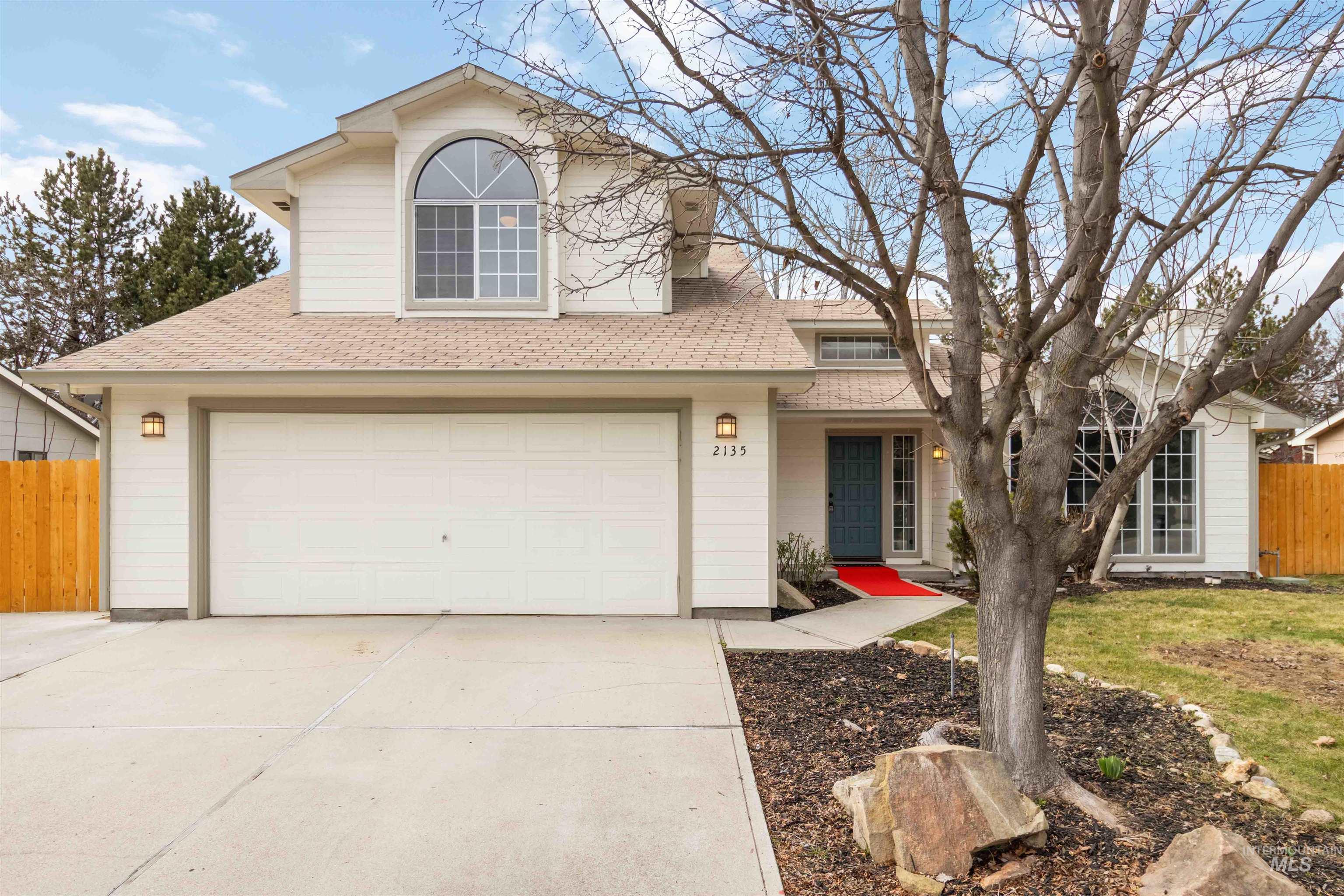 2135 Monaco Way, Meridian, Idaho 83642, 4 Bedrooms, 3 Bathrooms, Residential For Sale, Price $485,000,MLS 98977679