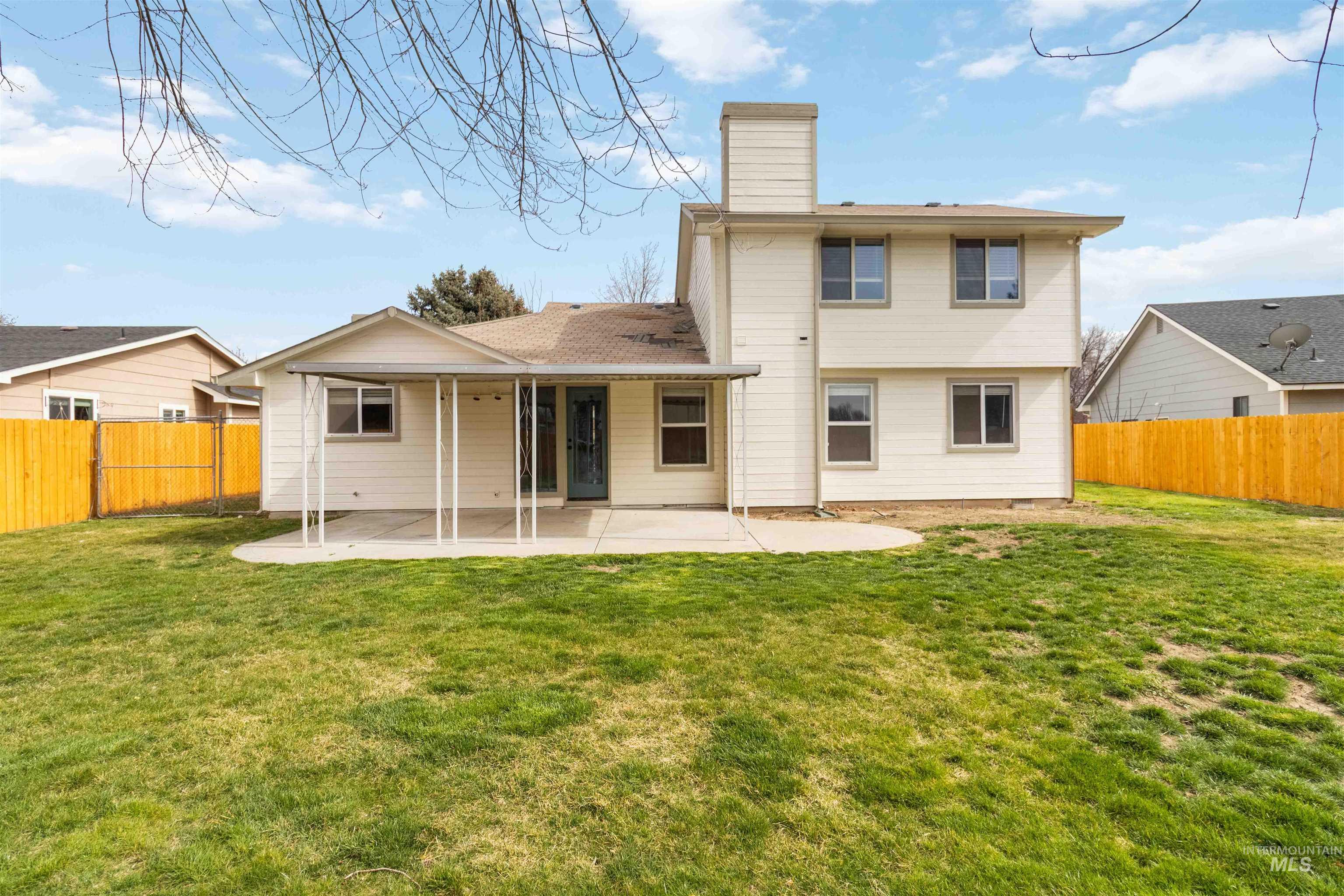 2135 Monaco Way, Meridian, Idaho 83642, 4 Bedrooms, 3 Bathrooms, Residential For Sale, Price $485,000,MLS 98977679