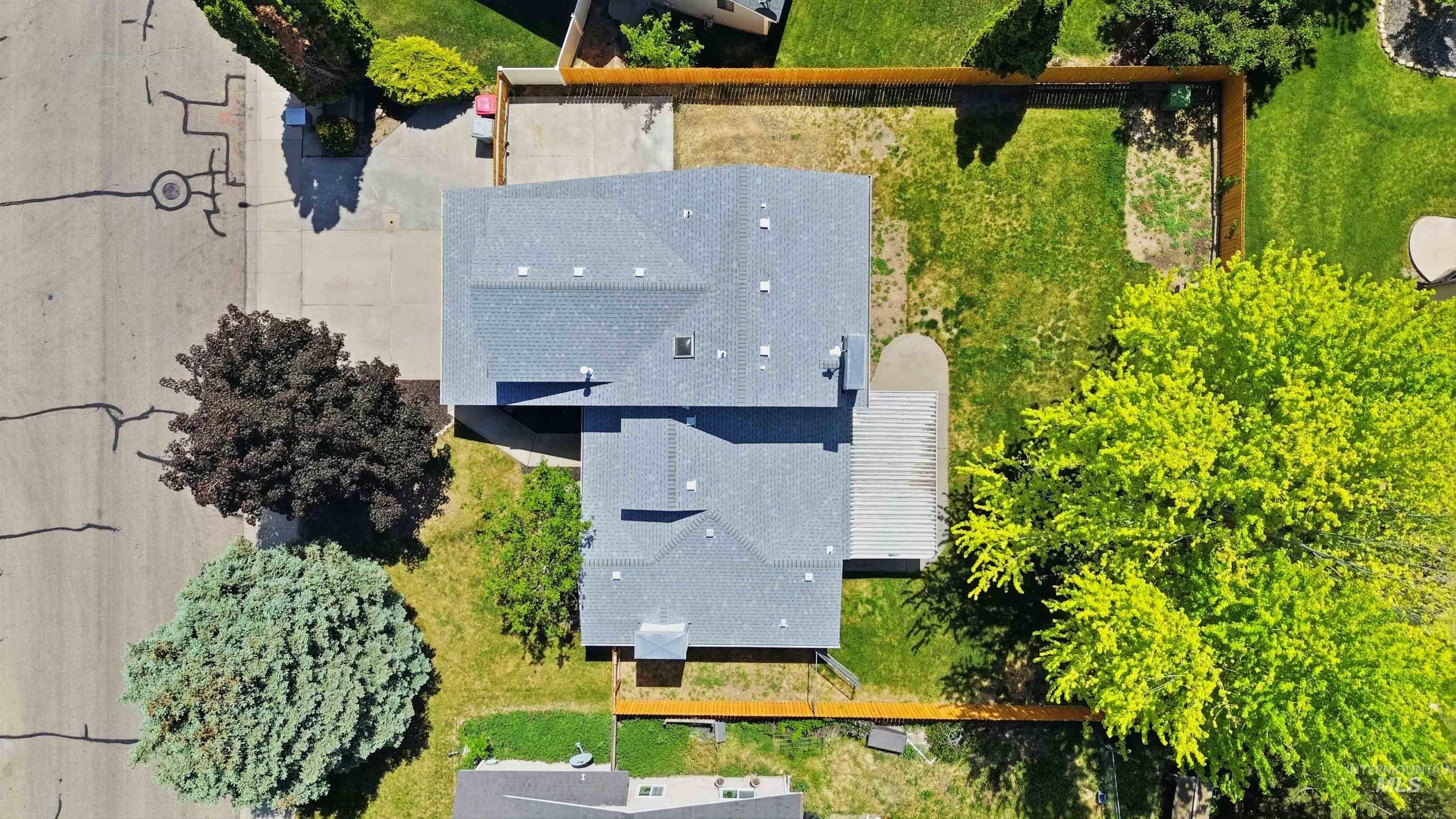 2135 Monaco Way, Meridian, Idaho 83642, 4 Bedrooms, 3 Bathrooms, Residential For Sale, Price $485,000, 98977679