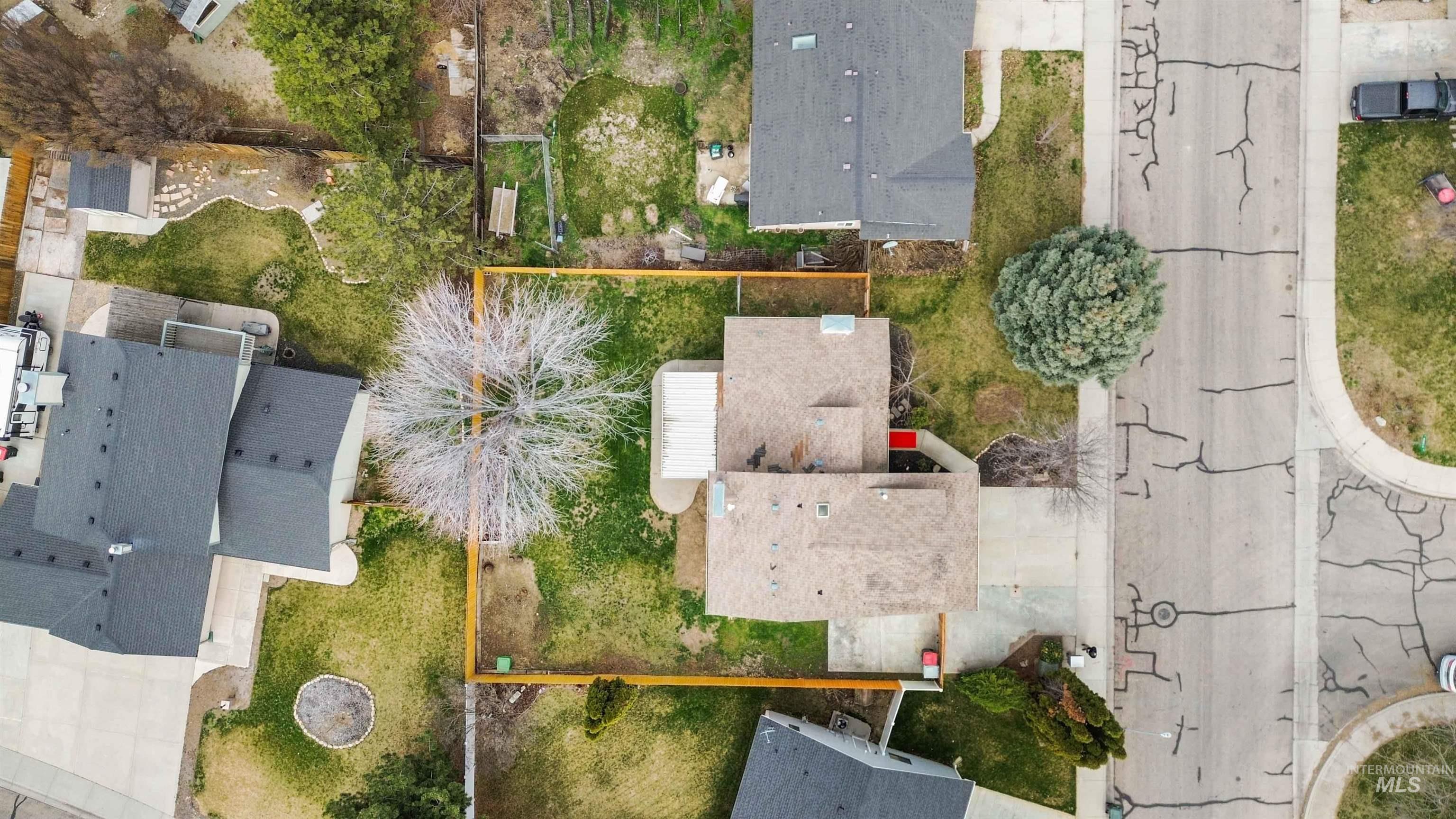 2135 Monaco Way, Meridian, Idaho 83642, 4 Bedrooms, 3 Bathrooms, Residential For Sale, Price $485,000,MLS 98977679