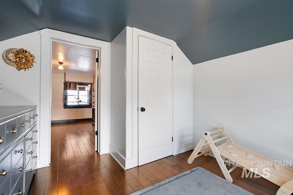 218 W Elm St, New Plymouth, Idaho 83655, 3 Bedrooms, 2 Bathrooms, Residential For Sale, Price $379,900,MLS 98977680