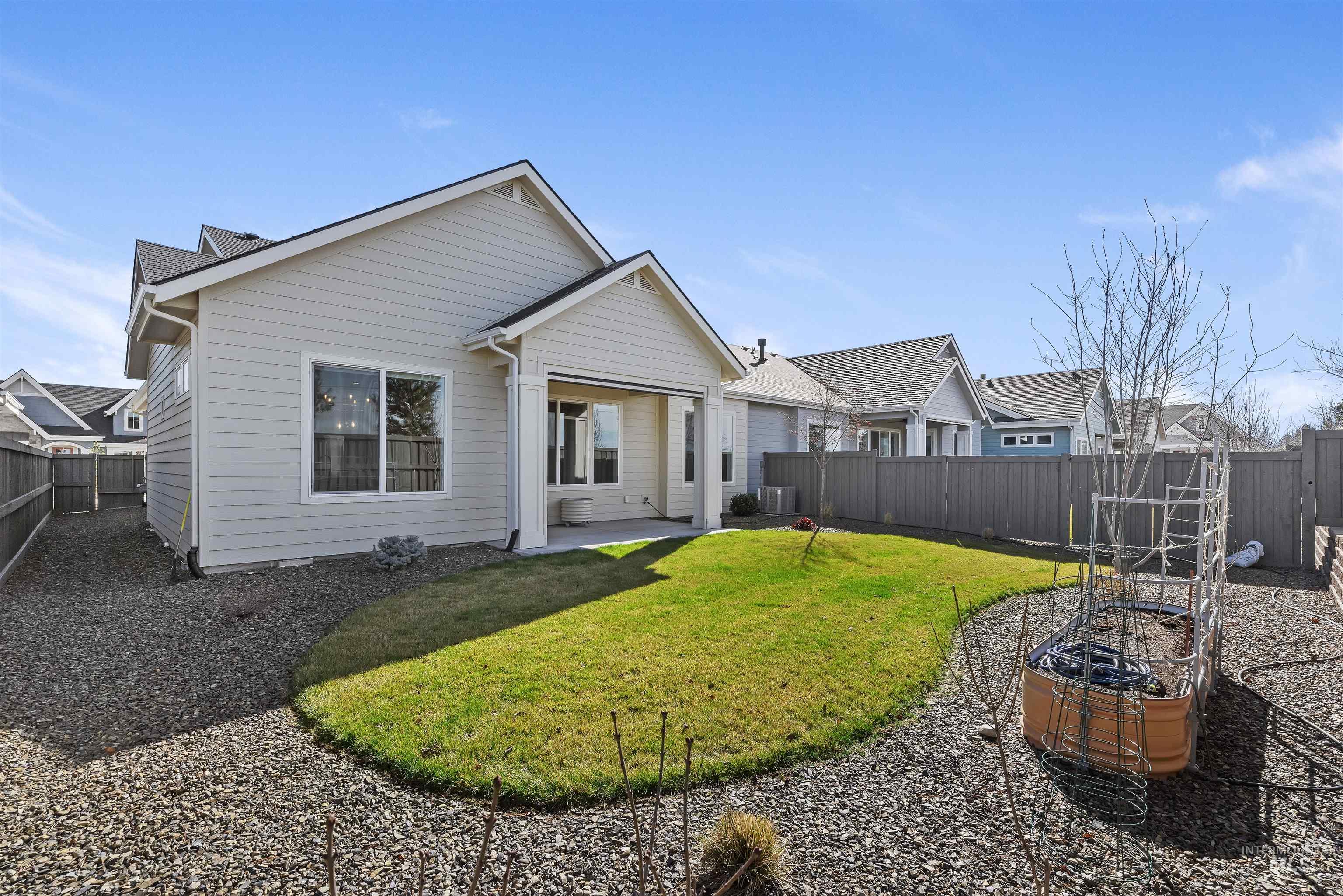 5079 S Palation Ln, Meridian, Idaho 83642, 3 Bedrooms, 2 Bathrooms, Residential For Sale, Price $545,000, 98977681