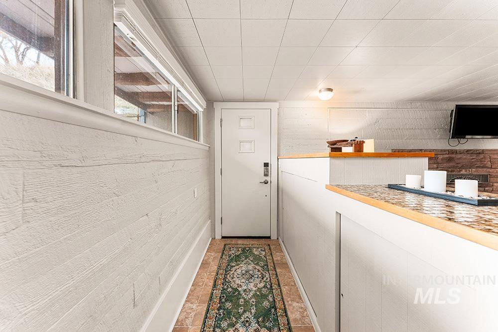 4480 N Kitsap Way, Boise, Idaho 83703, 2 Bedrooms, 1 Bathroom, Residential Income For Sale, Price $899,900,MLS 98977687