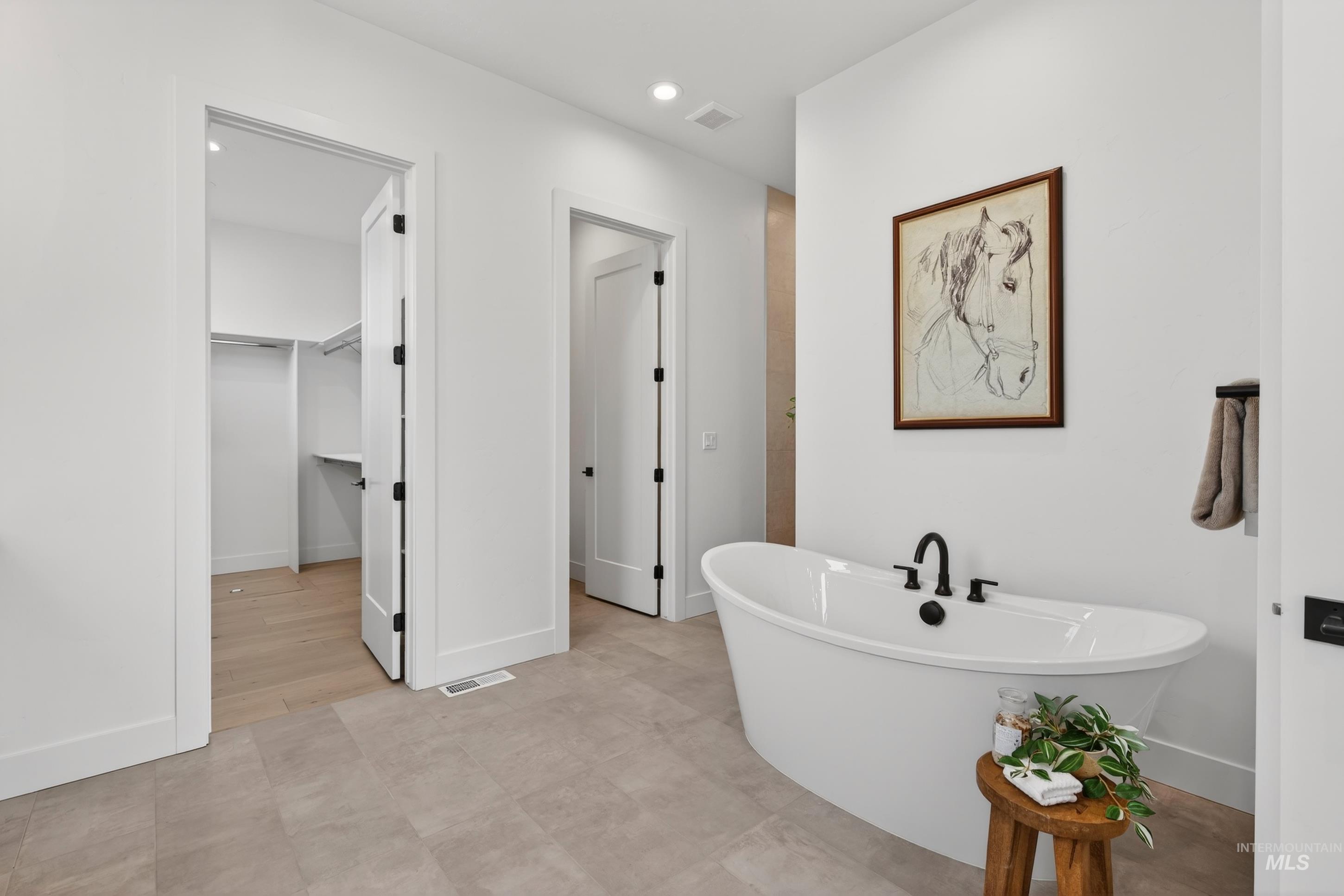 7786 W Diamond Lake Dr, Boise, Idaho 83714, 4 Bedrooms, 3.5 Bathrooms, Residential For Sale, Price $1,799,000,MLS 98977688