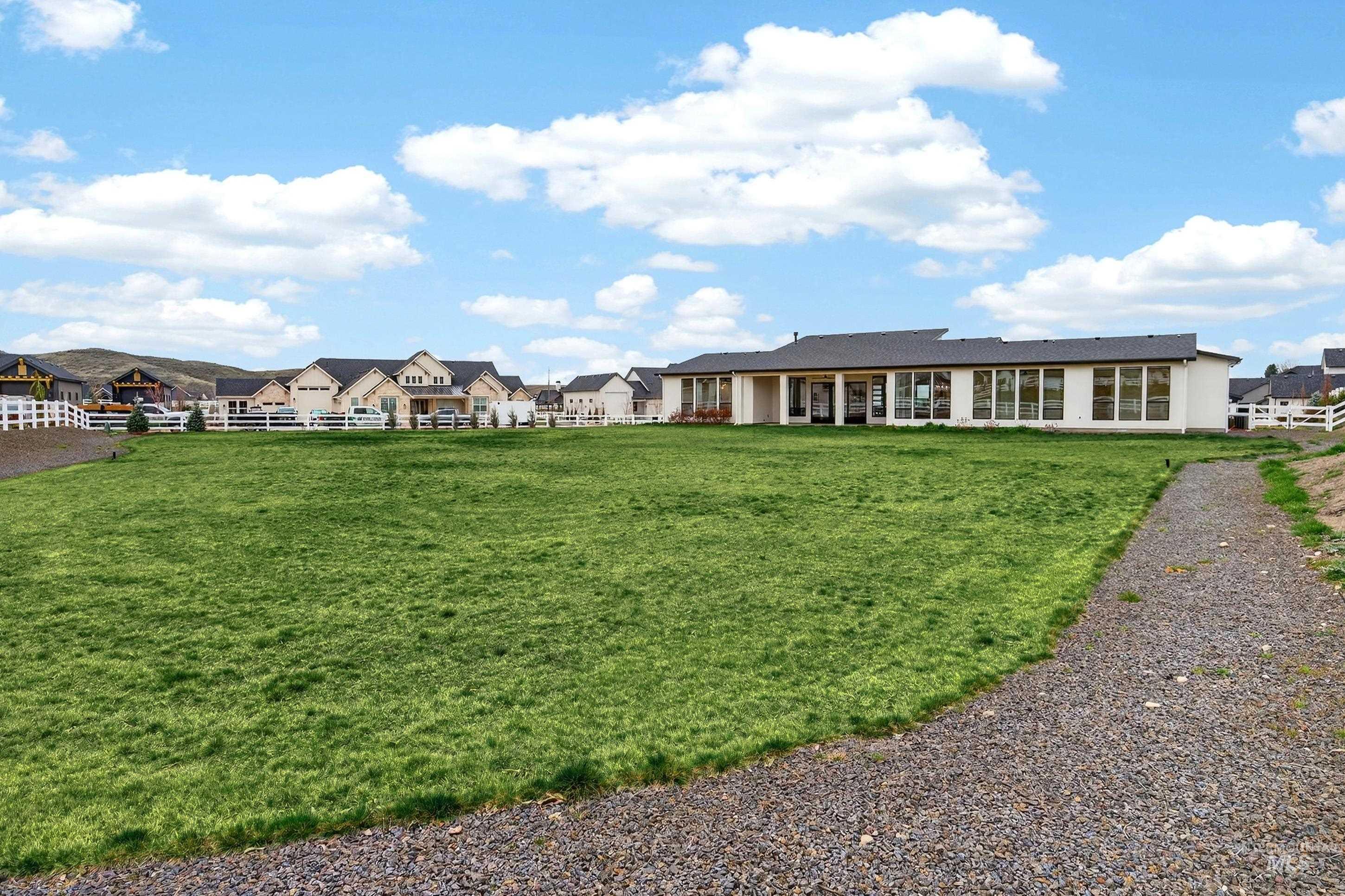 7786 W Diamond Lake Dr, Boise, Idaho 83714, 4 Bedrooms, 3.5 Bathrooms, Residential For Sale, Price $1,799,000,MLS 98977688