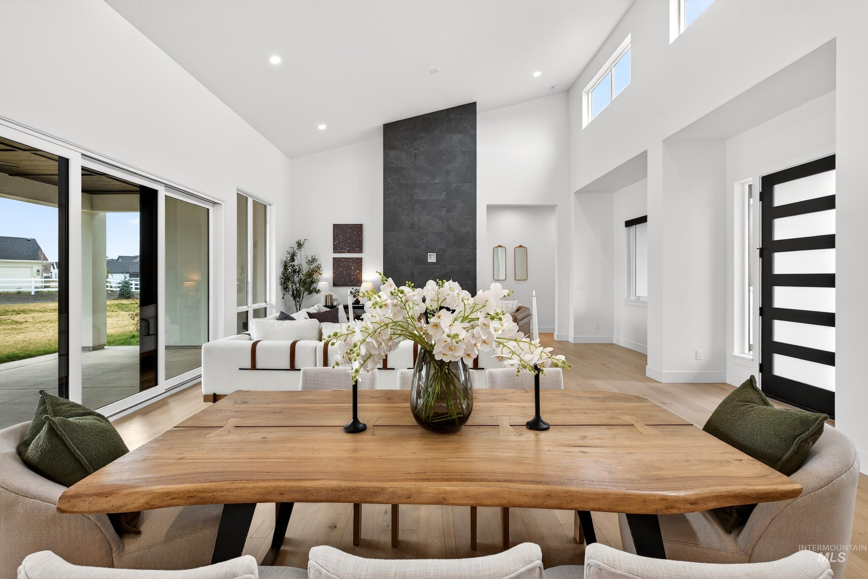 7786 W Diamond Lake Dr, Boise, Idaho 83714, 4 Bedrooms, 3.5 Bathrooms, Residential For Sale, Price $1,799,000,MLS 98977688