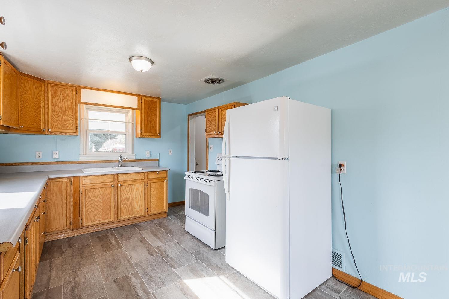 819 S Roosevelt St, Boise, Idaho 83705, 1 Bedroom, 1 Bathroom, Residential For Sale, Price $357,000, 98977689