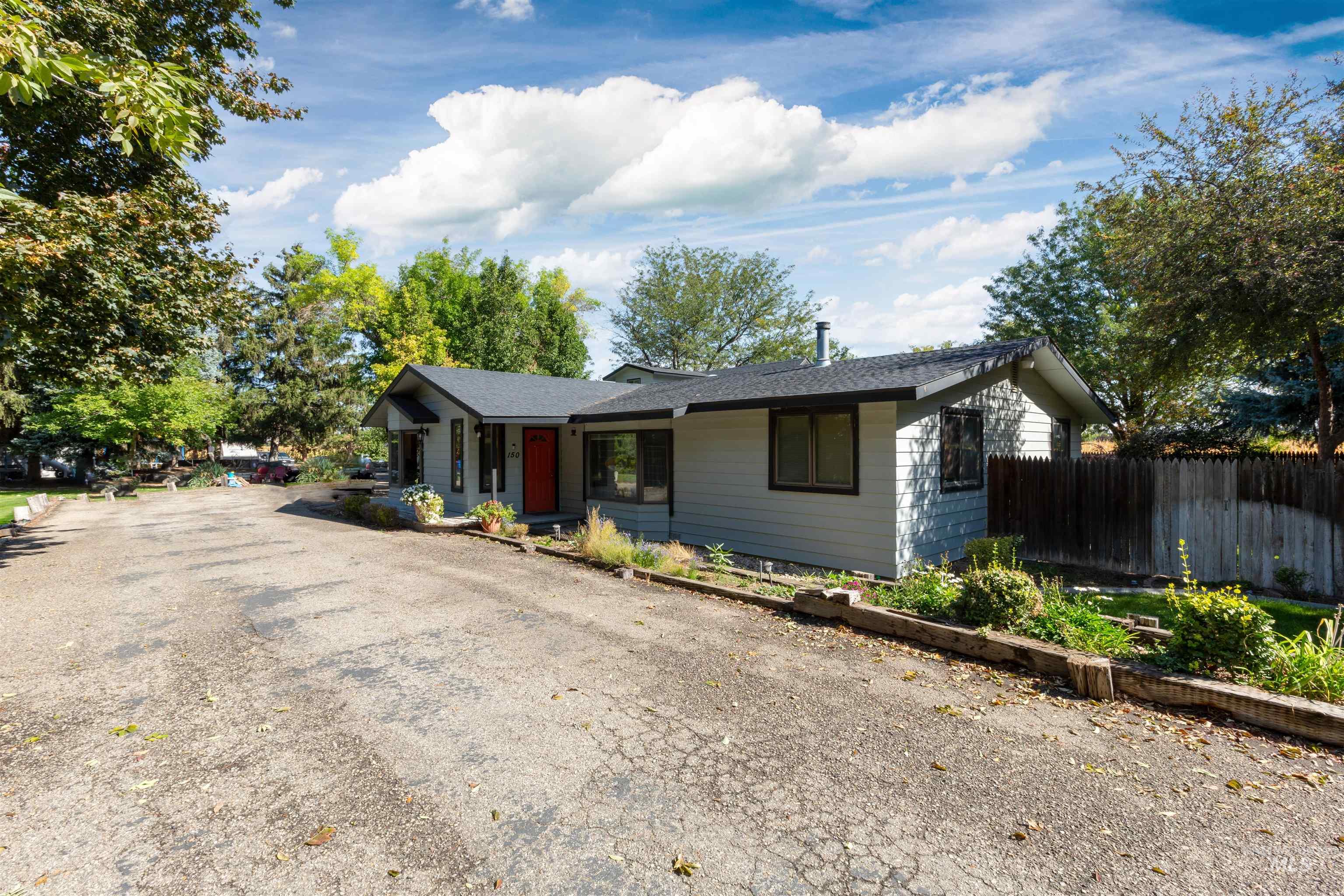 150 E Hubbard, Kuna, Idaho 83634, 4 Bedrooms, 2.5 Bathrooms, Residential For Sale, Price $1,300,000,MLS 98977694