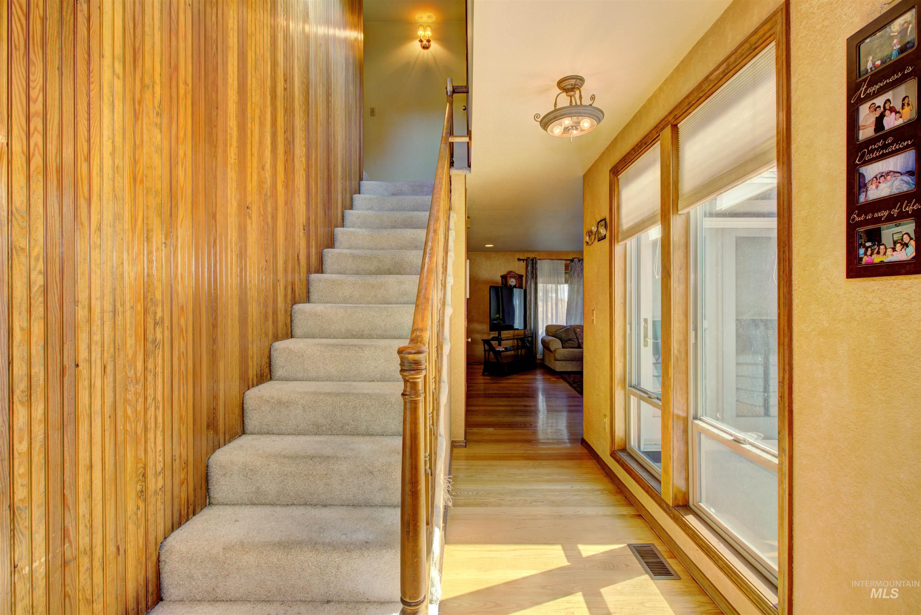 150 E Hubbard, Kuna, Idaho 83634, 4 Bedrooms, 2.5 Bathrooms, Residential For Sale, Price $1,300,000,MLS 98977694