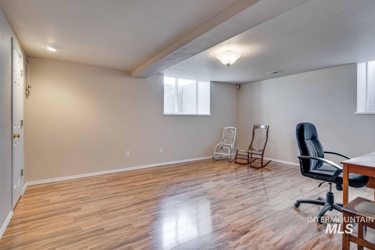 150 E Hubbard, Kuna, Idaho 83634, 4 Bedrooms, 2.5 Bathrooms, Residential For Sale, Price $1,300,000,MLS 98977694