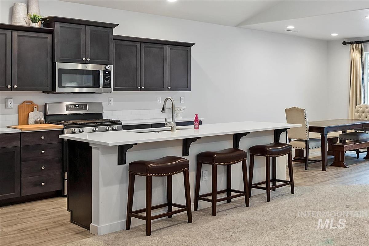 18566 White Rose Pl, Nampa, Idaho 83687, 4 Bedrooms, 2 Bathrooms, Residential For Sale, Price $429,900,MLS 98977695