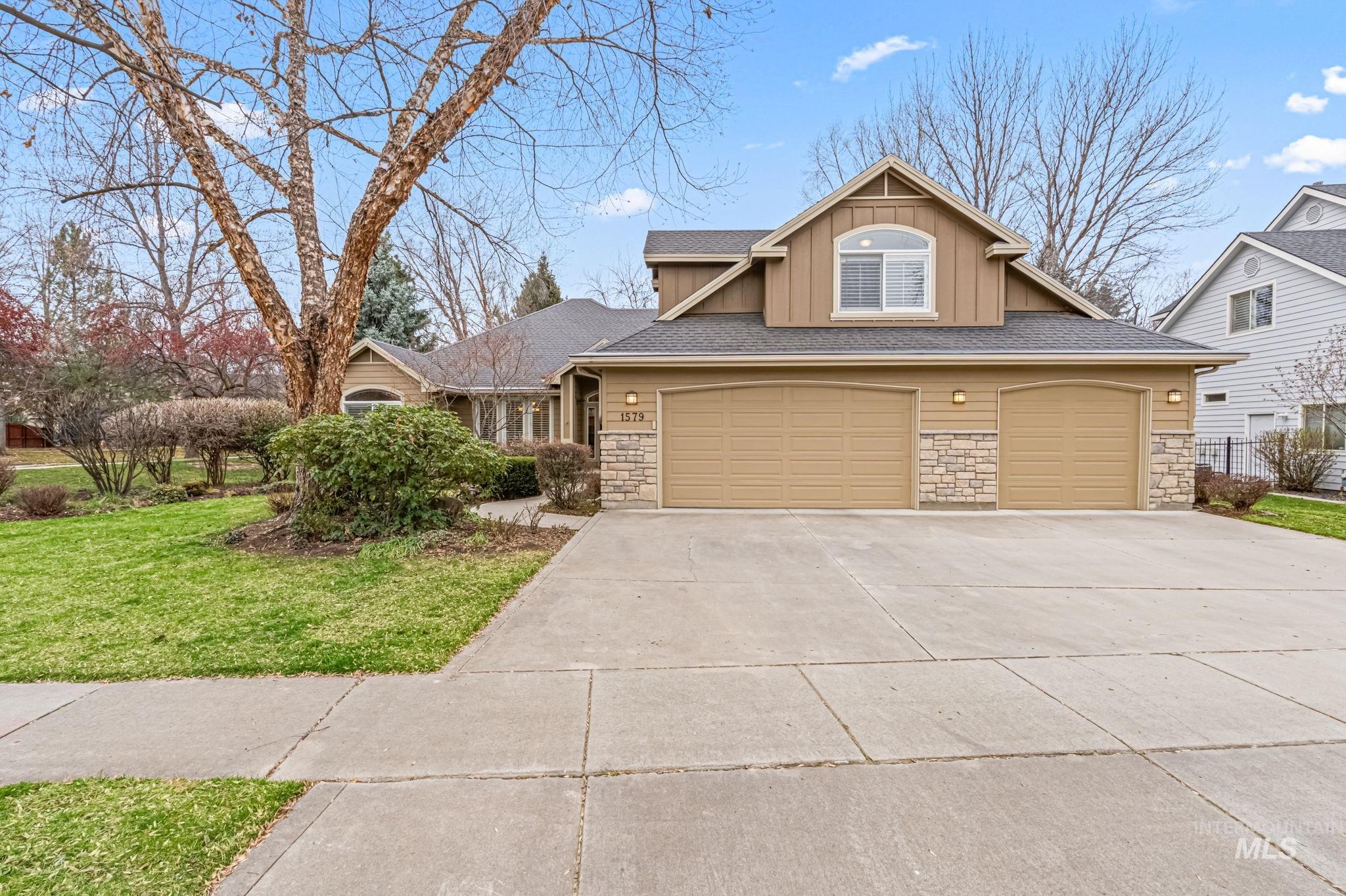 1579 N Watson Way, Eagle, Idaho 83616, 3 Bedrooms, 3 Bathrooms, Residential For Sale, Price $880,000, 98977696