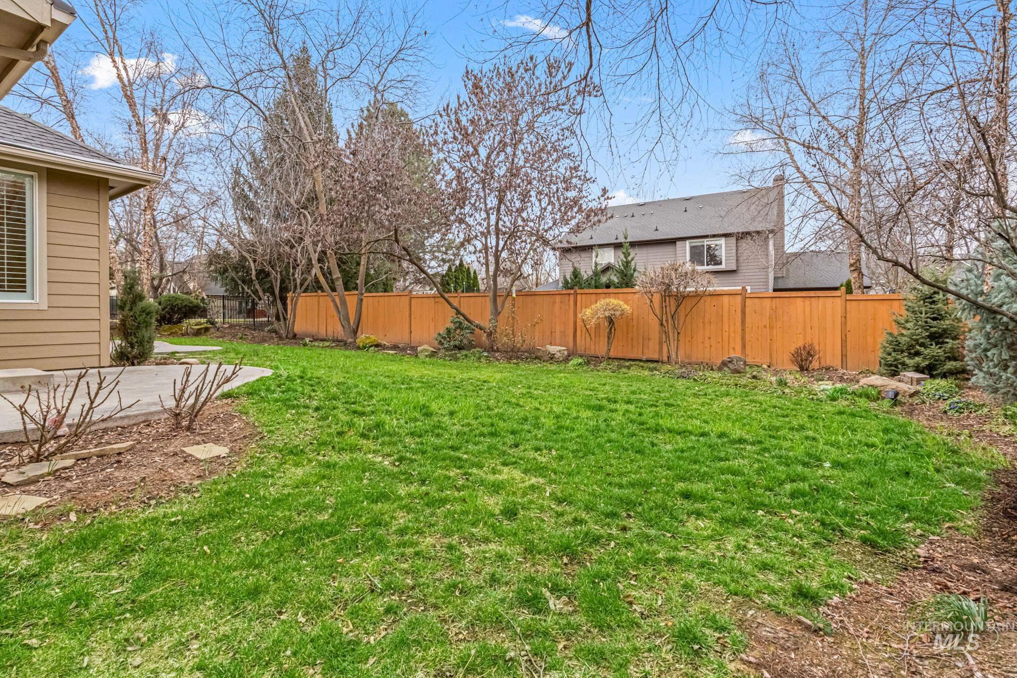 1579 N Watson Way, Eagle, Idaho 83616, 3 Bedrooms, 3 Bathrooms, Residential For Sale, Price $880,000, 98977696