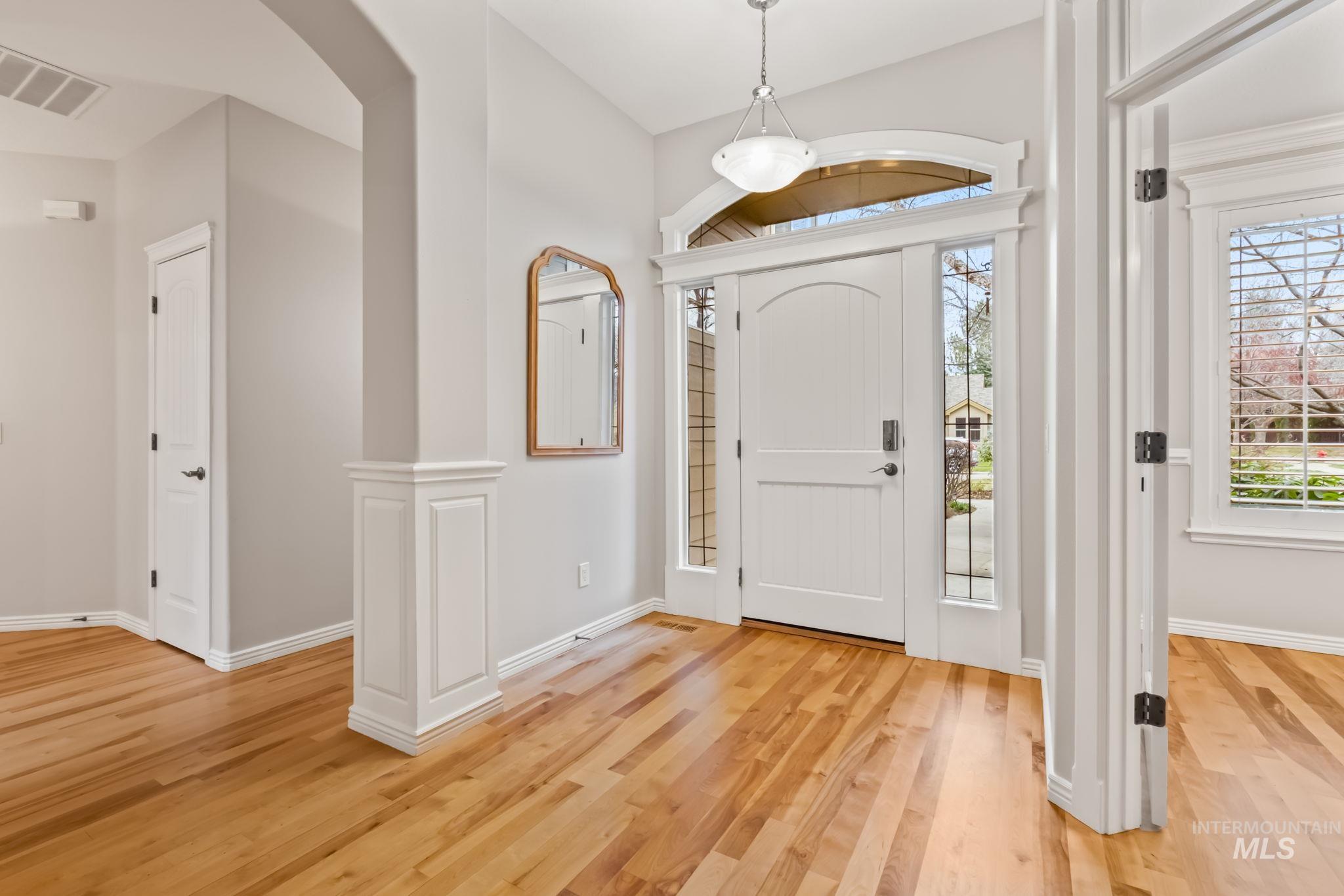 1579 N Watson Way, Eagle, Idaho 83616, 3 Bedrooms, 3 Bathrooms, Residential For Sale, Price $880,000, 98977696