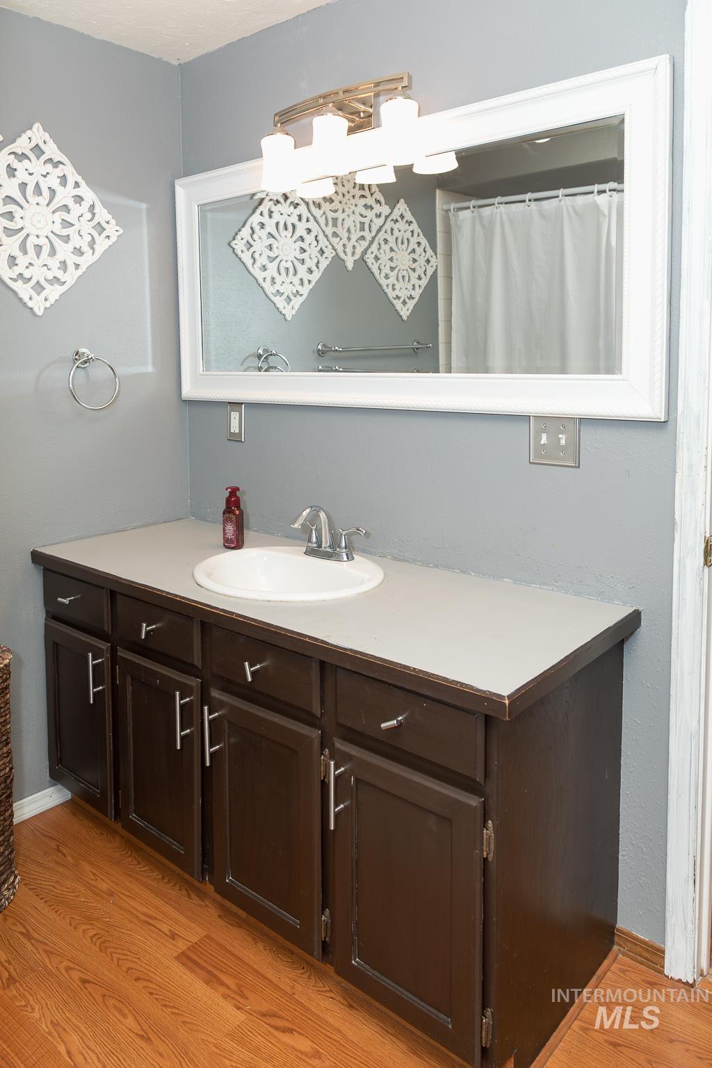 591 NW 11th St, Ontario, Oregon 97914, 3 Bedrooms, 2 Bathrooms, Residential For Sale, Price $325,000, 98977697