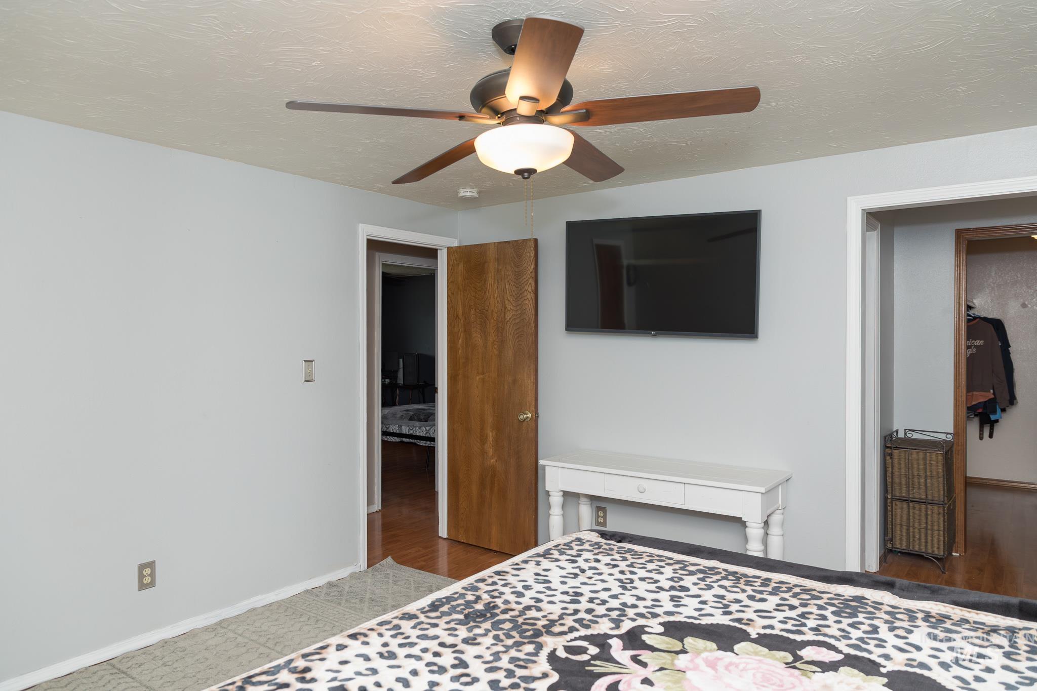 591 NW 11th St, Ontario, Oregon 97914, 3 Bedrooms, 2 Bathrooms, Residential For Sale, Price $325,000, 98977697