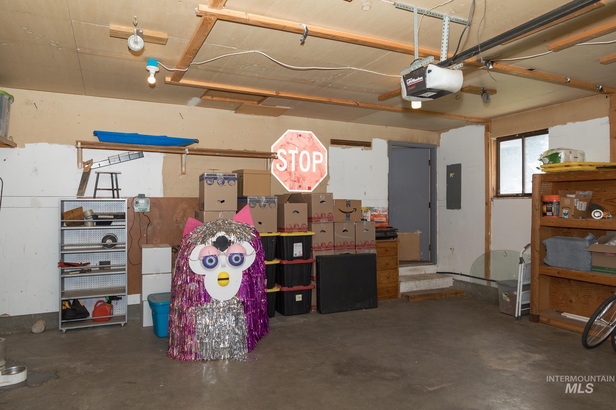 591 NW 11th St, Ontario, Oregon 97914, 3 Bedrooms, 2 Bathrooms, Residential For Sale, Price $325,000, 98977697