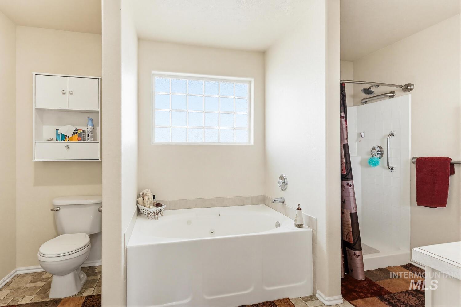 1300 NW Pintail, Mountain Home, Idaho 83647, 4 Bedrooms, 2 Bathrooms, Residential For Sale, Price $410,000, 98977698