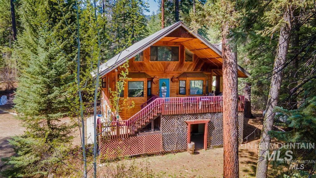 17 Stony Brook, Garden Valley, Idaho 83622, 3 Bedrooms, 3 Bathrooms, Residential For Sale, Price $679,000, 98977700