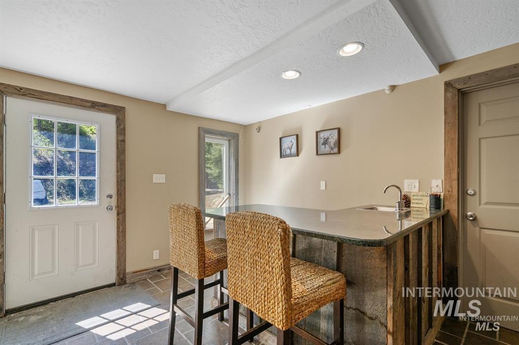 17 Stony Brook, Garden Valley, Idaho 83622, 3 Bedrooms, 3 Bathrooms, Residential For Sale, Price $679,000, 98977700