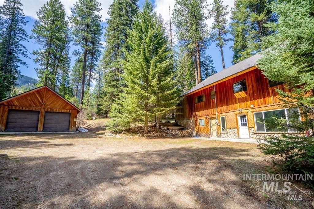 17 Stony Brook, Garden Valley, Idaho 83622, 3 Bedrooms, 3 Bathrooms, Residential For Sale, Price $679,000, 98977700