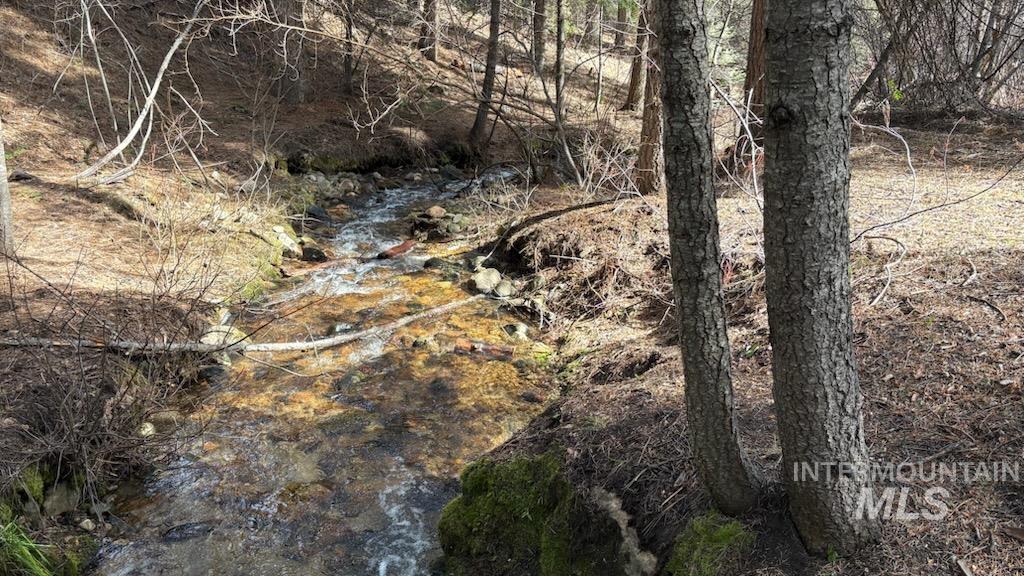 17 Stony Brook, Garden Valley, Idaho 83622, 3 Bedrooms, 3 Bathrooms, Residential For Sale, Price $679,000, 98977700