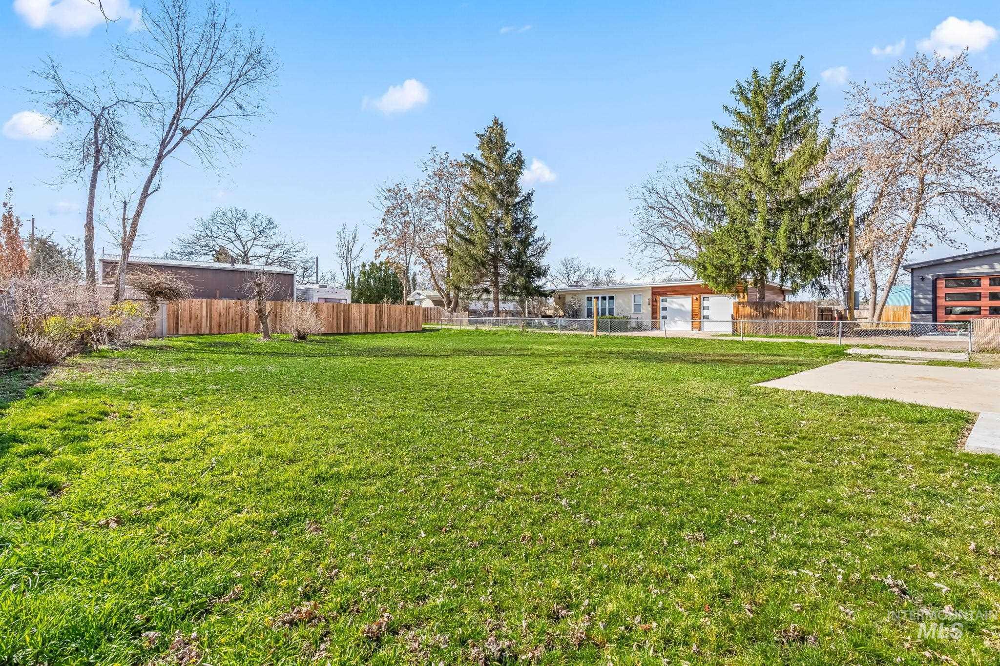 4723 W Morris Hill Rd, Boise, Idaho 83706, 3 Bedrooms, 1 Bathroom, Residential For Sale, Price $379,000, 98977702