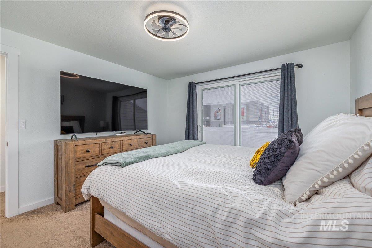 1036 W Crest Wood Dr, Meridian, Idaho 83642, 3 Bedrooms, 1.5 Bathrooms, Residential For Sale, Price $374,900, 98977703