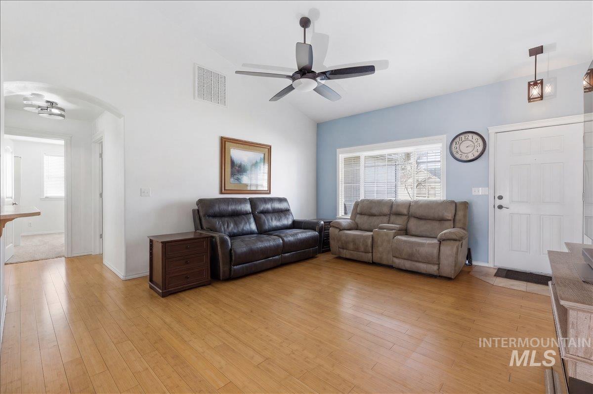 2509 E Lily Ave, Nampa, Idaho 83686, 4 Bedrooms, 2 Bathrooms, Residential For Sale, Price $375,000, 98977704