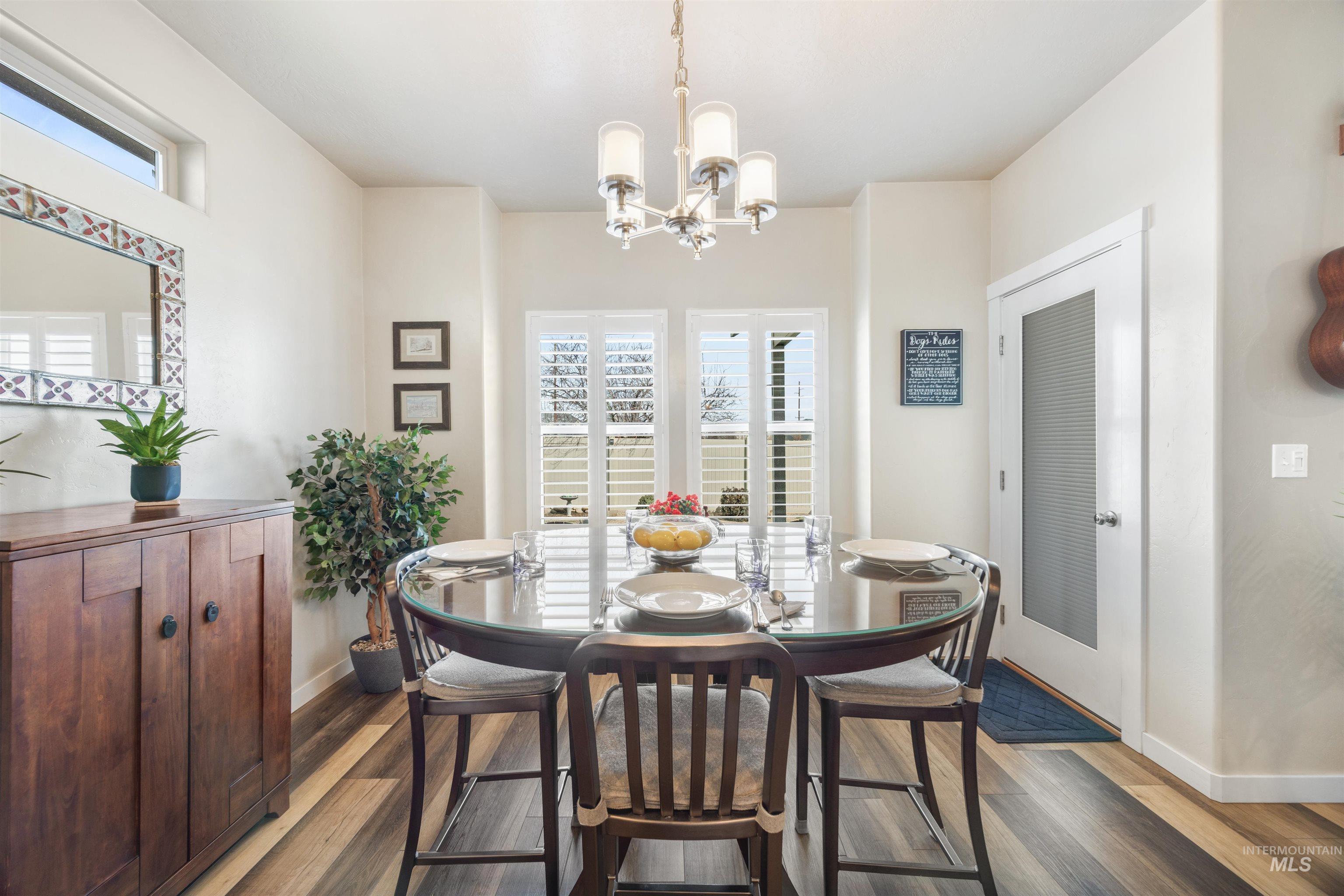 4202 W Peak Cloud Dr, Meridian, Idaho 83642, 3 Bedrooms, 2 Bathrooms, Residential For Sale, Price $484,900,MLS 98977705