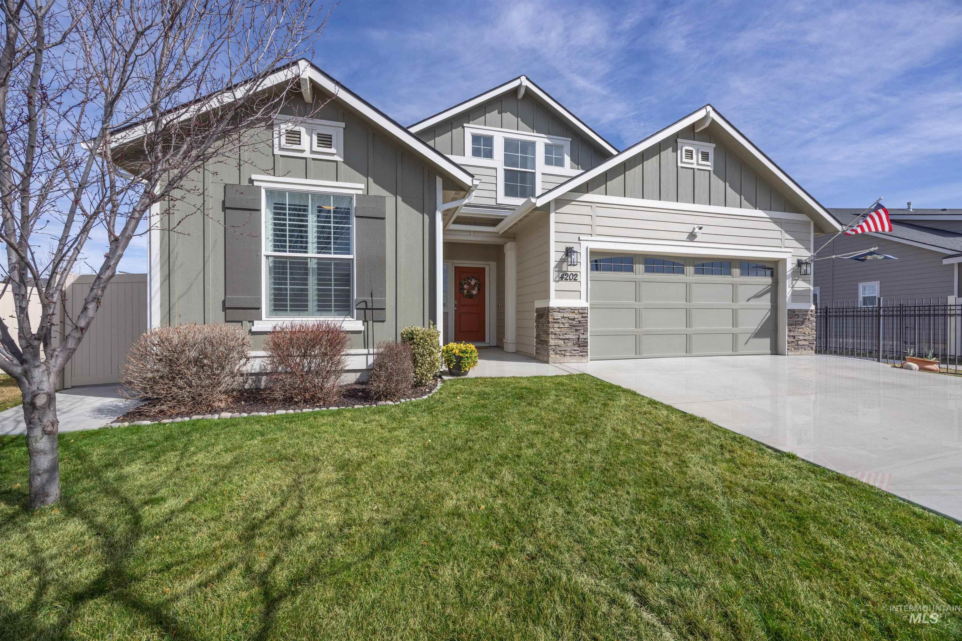 4202 W Peak Cloud Dr, Meridian, Idaho 83642, 3 Bedrooms, 2 Bathrooms, Residential For Sale, Price $484,900,MLS 98977705