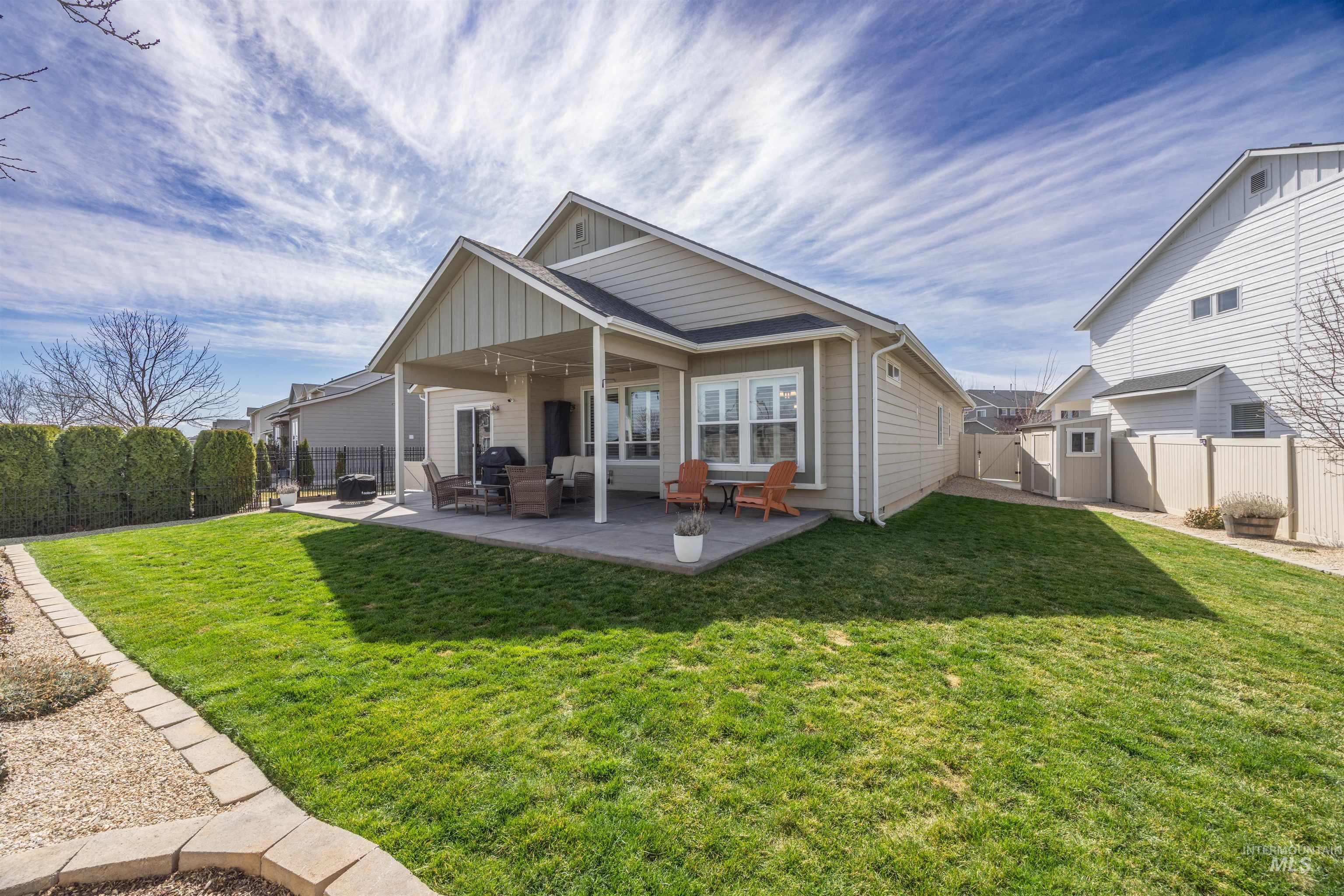 4202 W Peak Cloud Dr, Meridian, Idaho 83642, 3 Bedrooms, 2 Bathrooms, Residential For Sale, Price $484,900,MLS 98977705