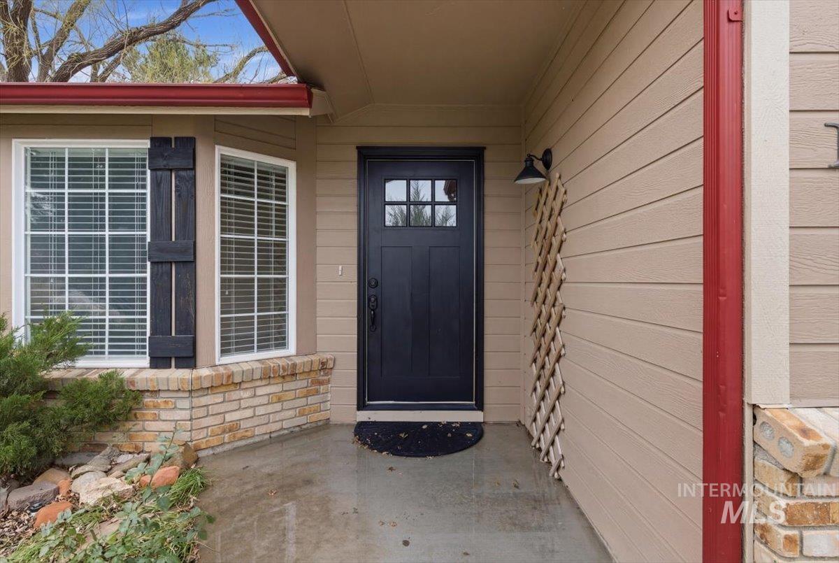 1305 N Sandlin Ave, Meridian, Idaho 83642, 3 Bedrooms, 2 Bathrooms, Residential For Sale, Price $399,900, 98977707