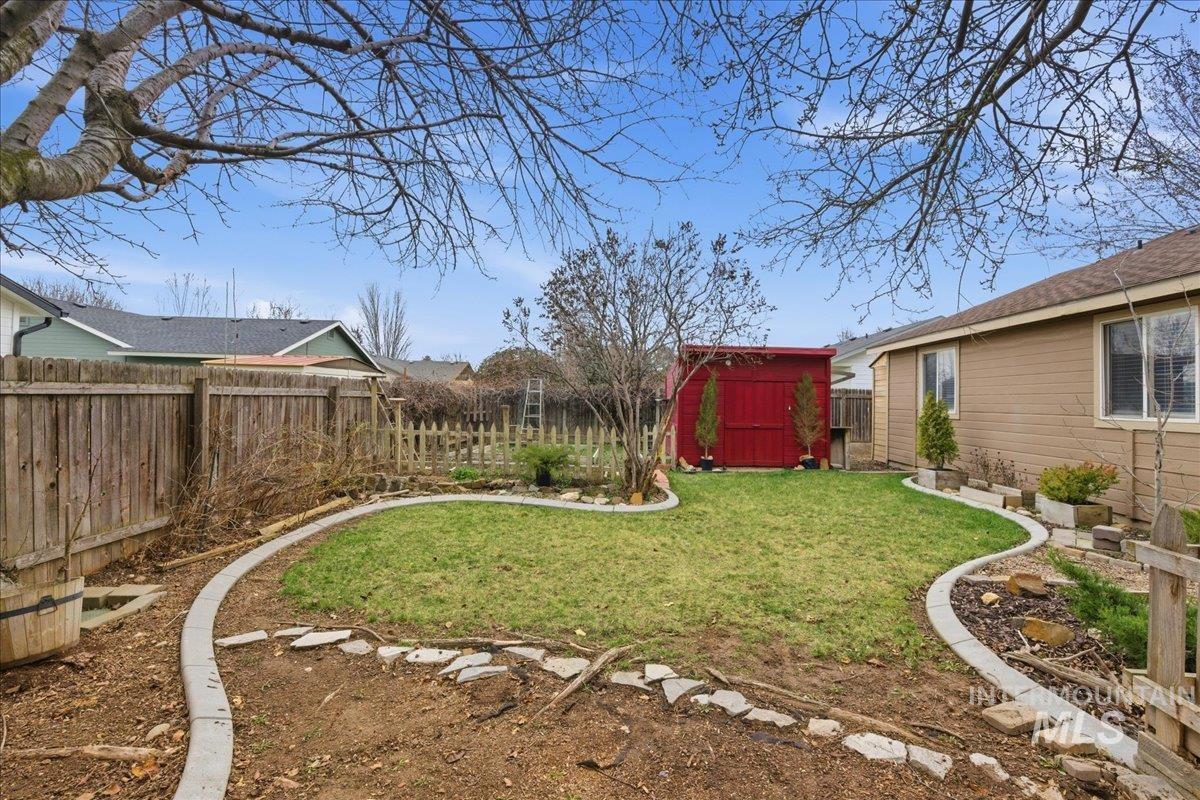 1305 N Sandlin Ave, Meridian, Idaho 83642, 3 Bedrooms, 2 Bathrooms, Residential For Sale, Price $399,900, 98977707