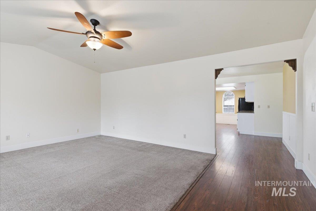 1305 N Sandlin Ave, Meridian, Idaho 83642, 3 Bedrooms, 2 Bathrooms, Residential For Sale, Price $399,900, 98977707