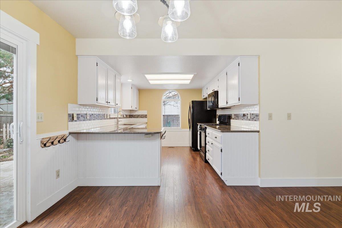 1305 N Sandlin Ave, Meridian, Idaho 83642, 3 Bedrooms, 2 Bathrooms, Residential For Sale, Price $399,900, 98977707