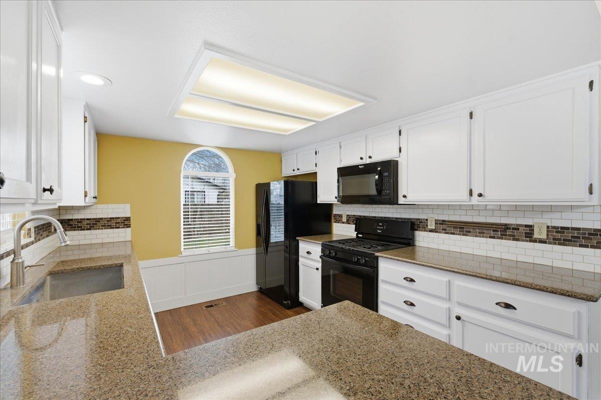 1305 N Sandlin Ave, Meridian, Idaho 83642, 3 Bedrooms, 2 Bathrooms, Residential For Sale, Price $399,900, 98977707