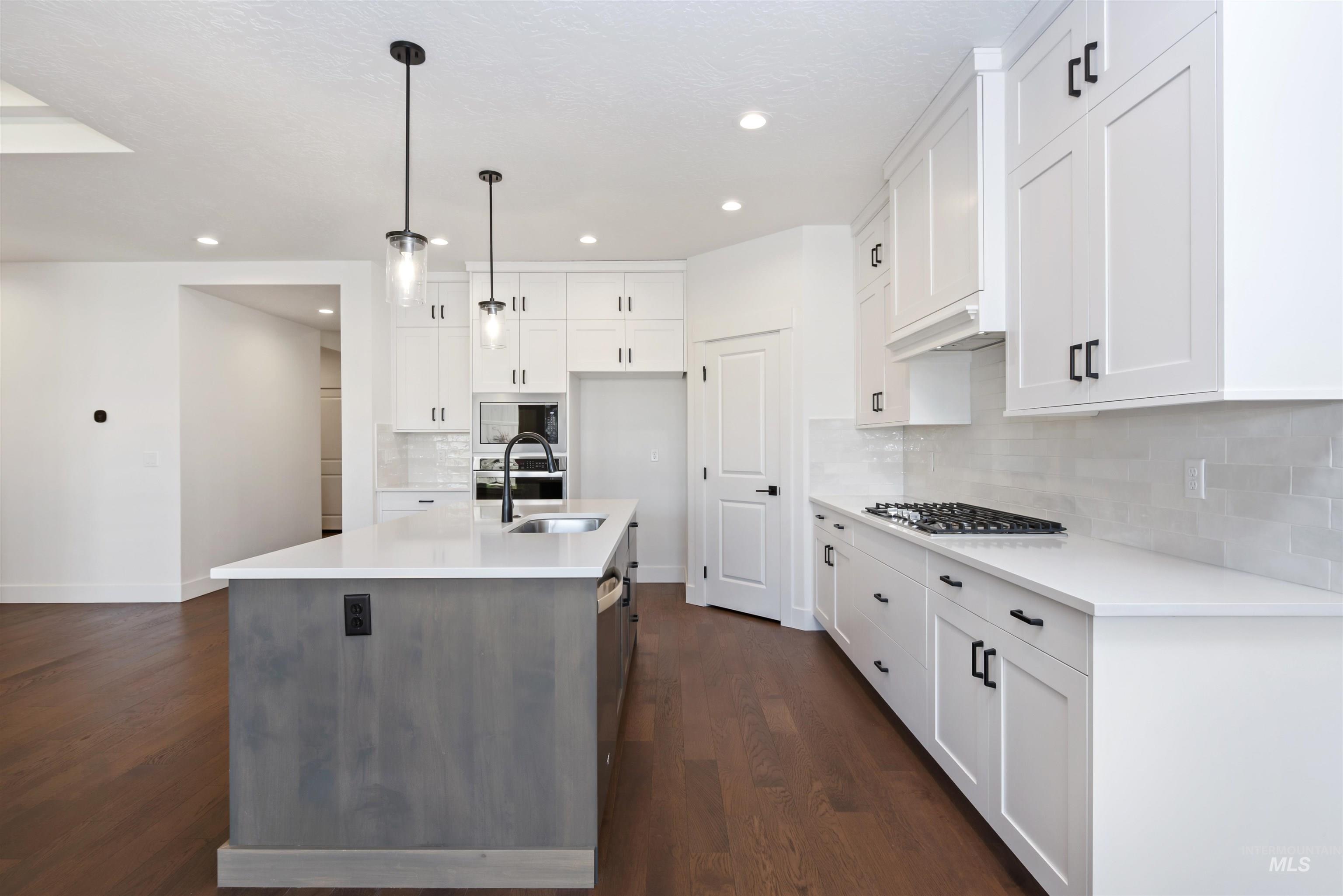 11328 W Campanula Dr, Star, Idaho 83669, 3 Bedrooms, 2.5 Bathrooms, Residential For Sale, Price $639,900, 98977708