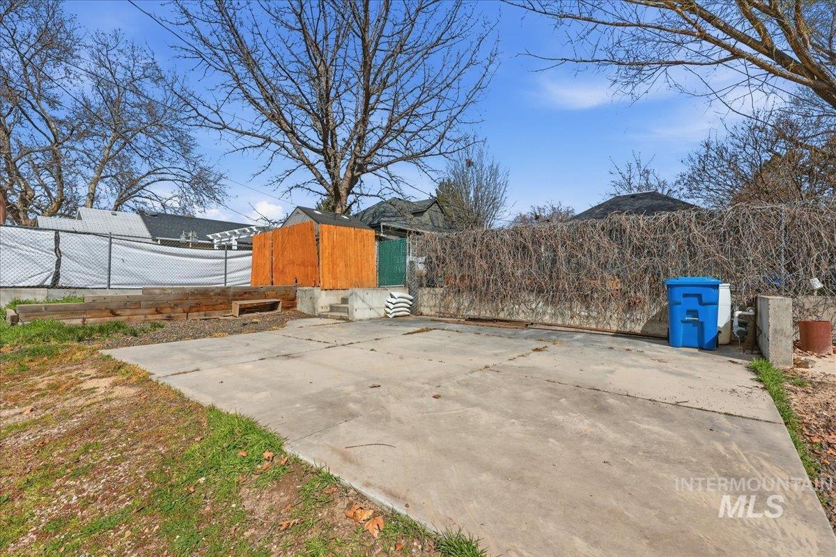 1214 Everett St, Caldwell, Idaho 83605, 2 Bedrooms, 1 Bathroom, Residential For Sale, Price $289,900, 98977709