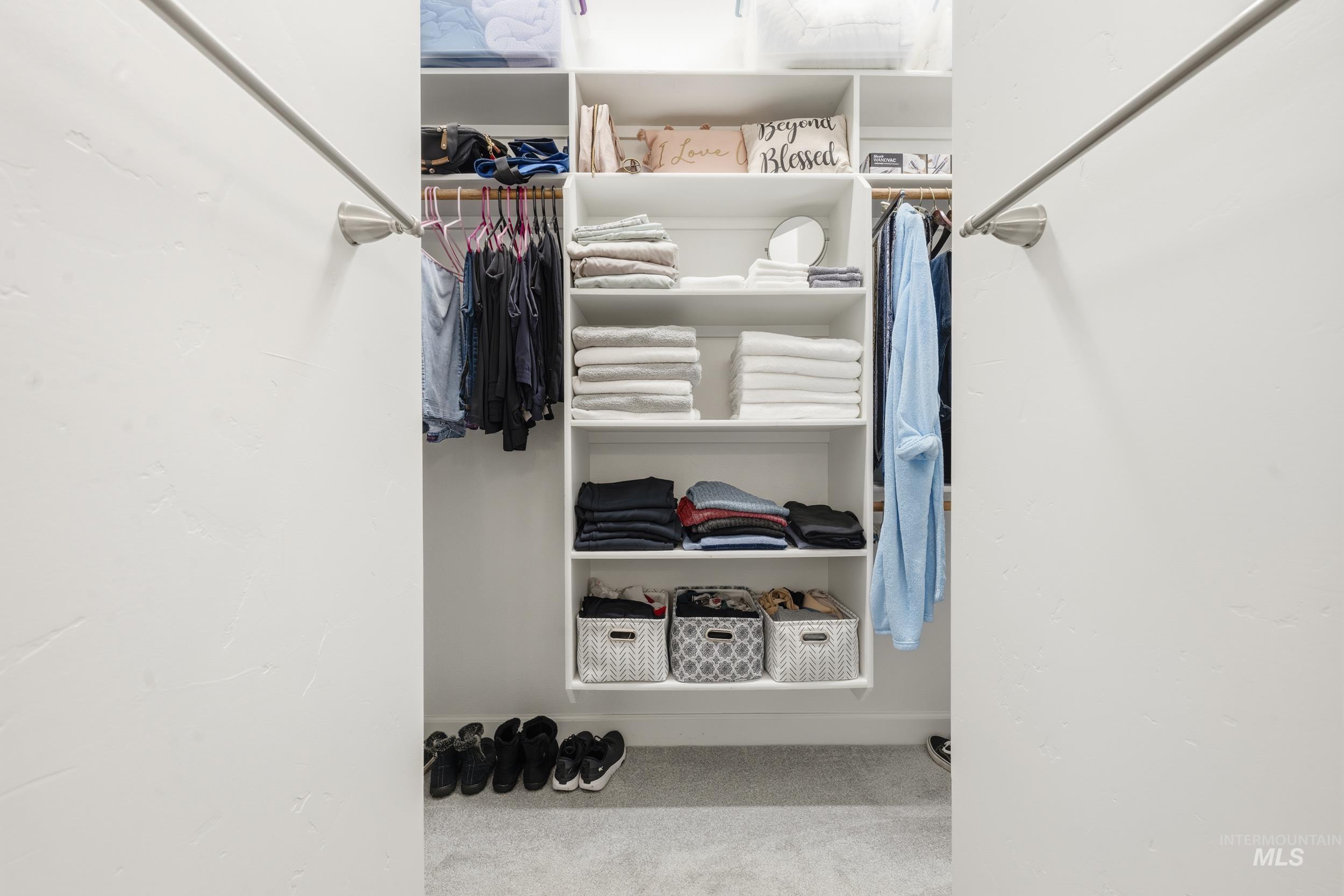 2224 W Root Creek St., Meridian, Idaho 83646, 5 Bedrooms, 4.5 Bathrooms, Residential For Sale, Price $840,000, 98977711