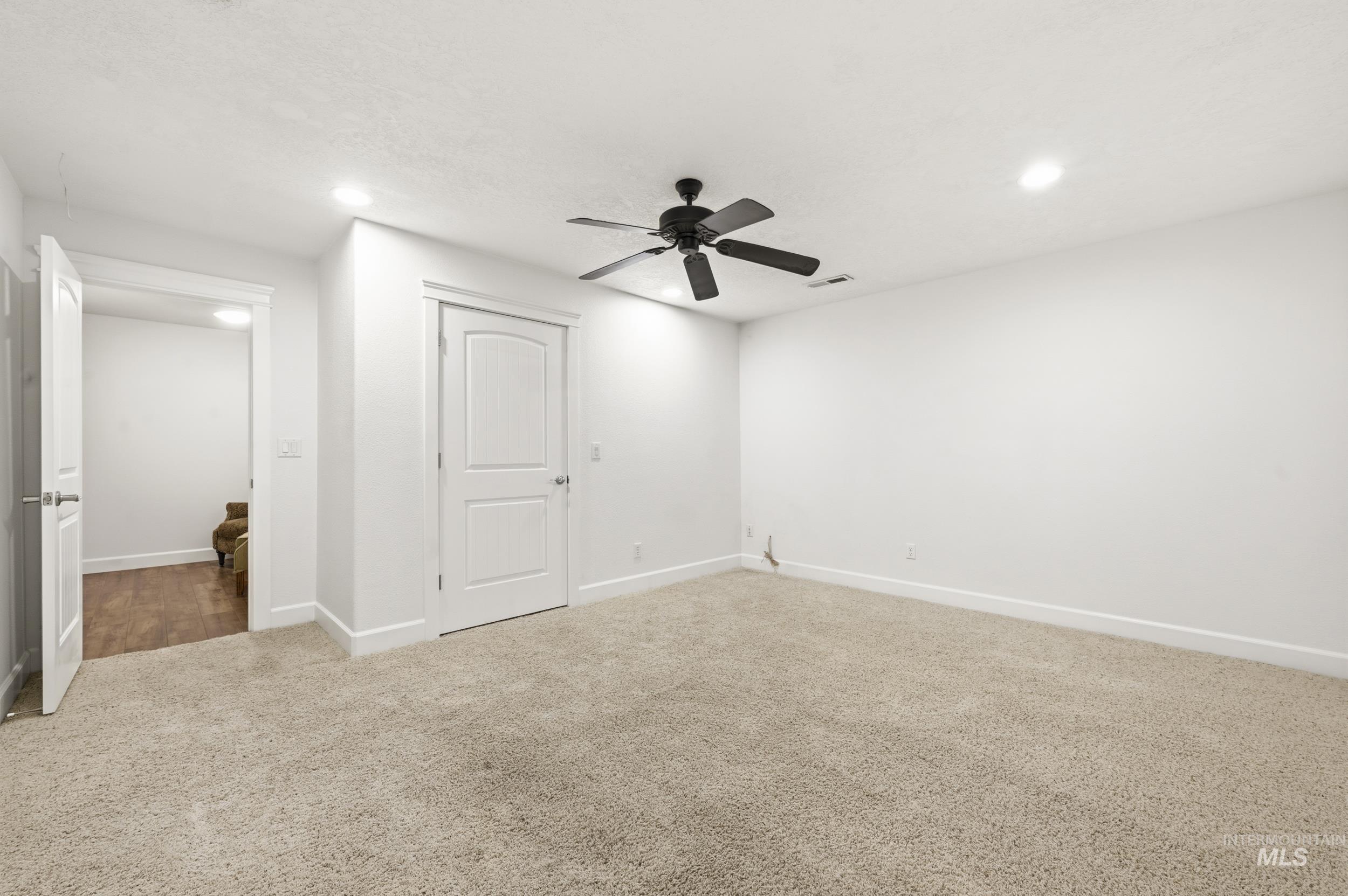 2224 W Root Creek St., Meridian, Idaho 83646, 5 Bedrooms, 4.5 Bathrooms, Residential For Sale, Price $840,000,MLS 98977711