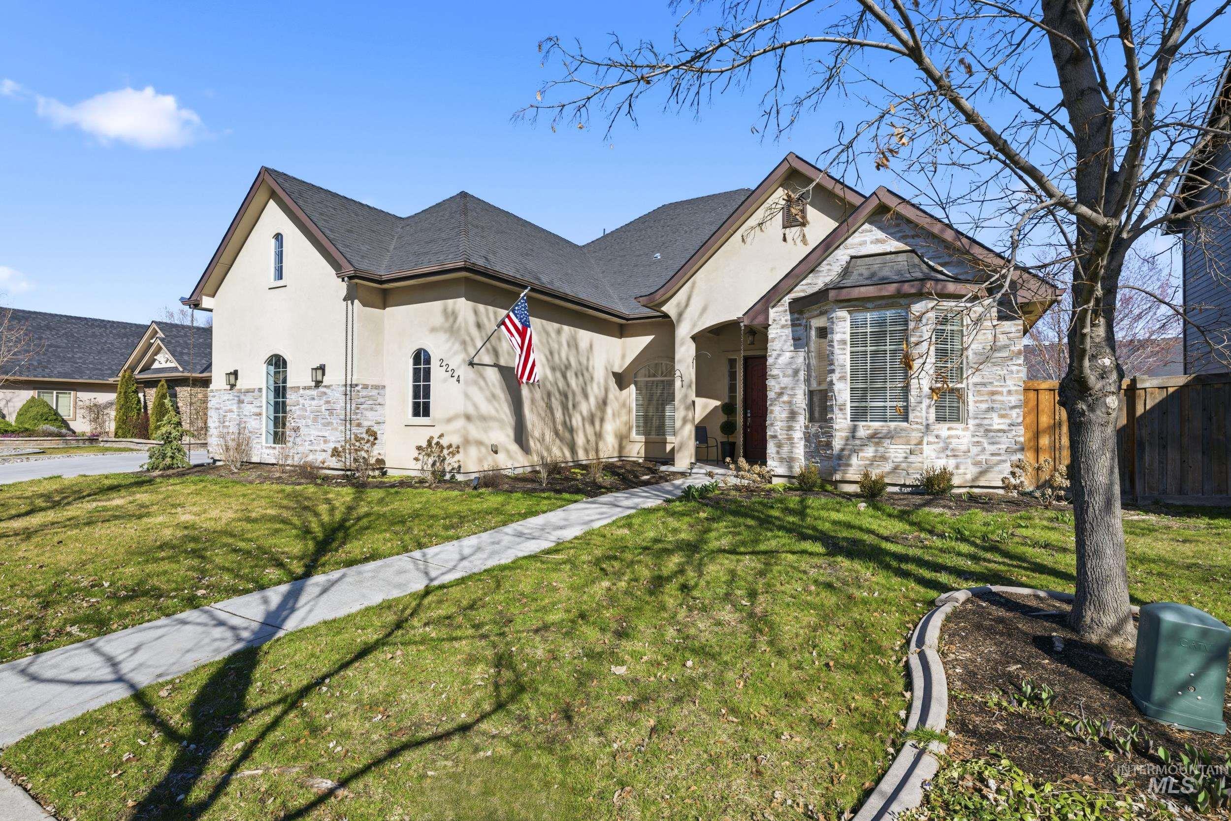 2224 W Root Creek St., Meridian, Idaho 83646, 5 Bedrooms, 4.5 Bathrooms, Residential For Sale, Price $840,000,MLS 98977711