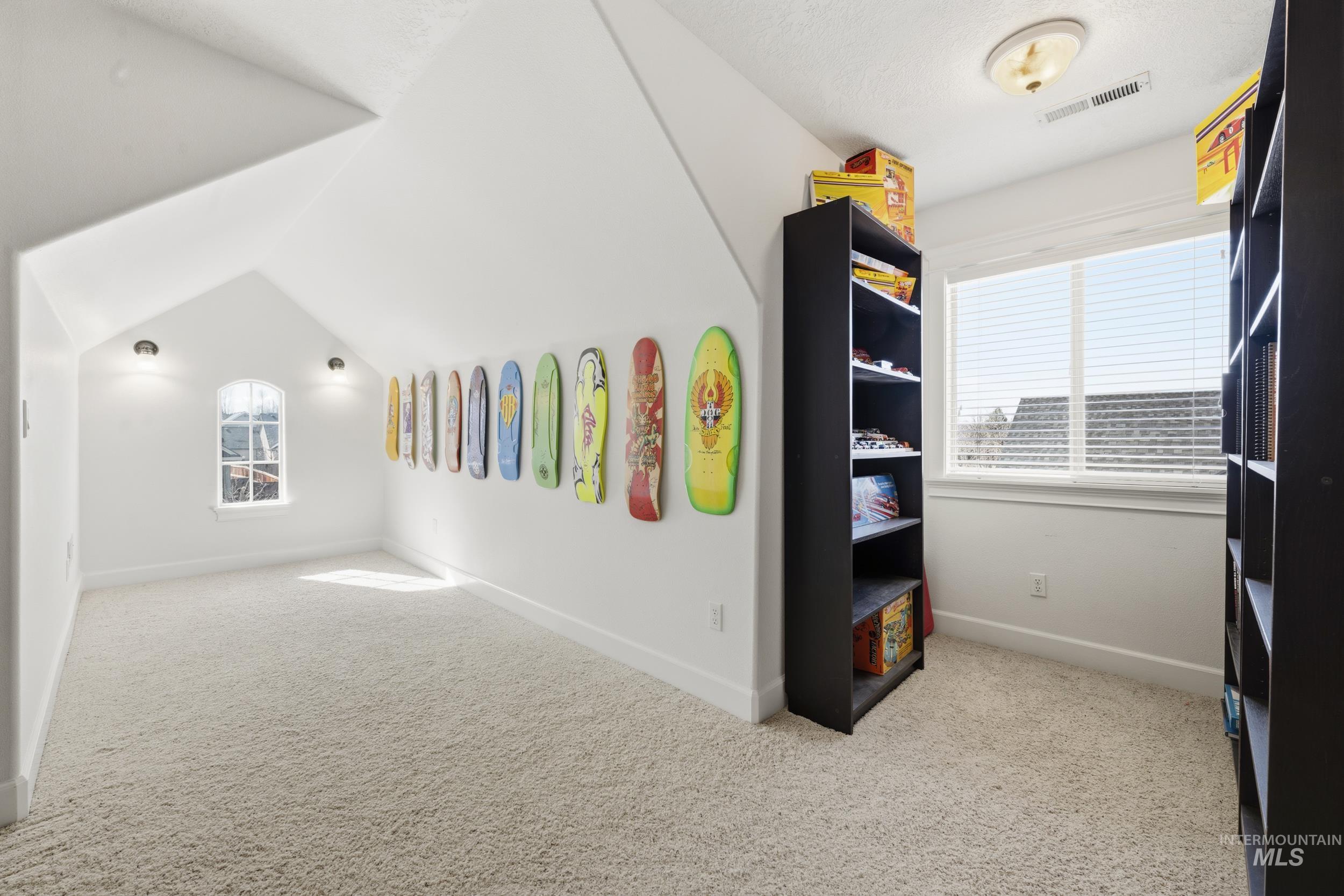 2224 W Root Creek St., Meridian, Idaho 83646, 5 Bedrooms, 4.5 Bathrooms, Residential For Sale, Price $840,000,MLS 98977711