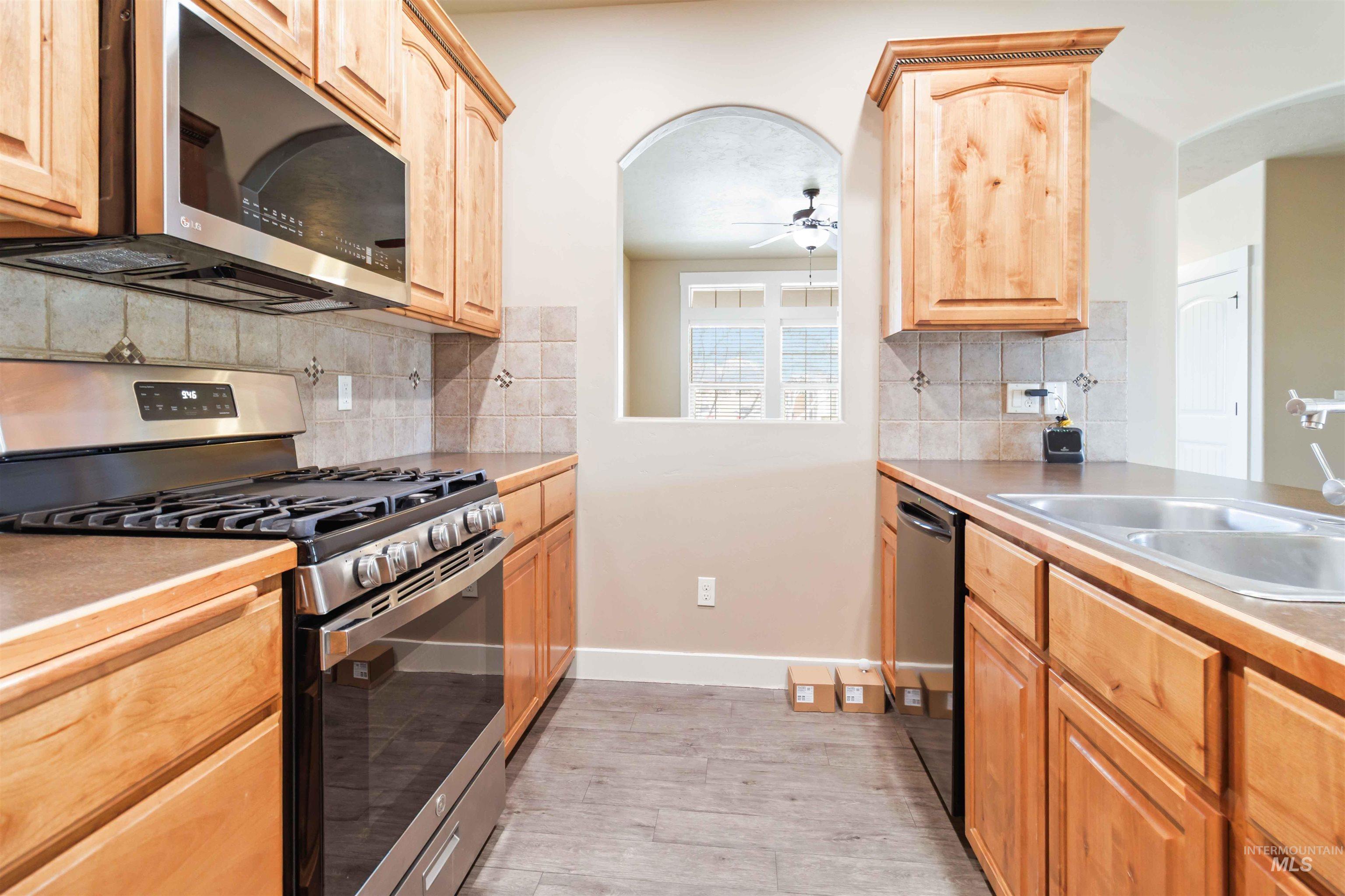 2000 S Belknap Loop, Nampa, Idaho 83686, 3 Bedrooms, 2 Bathrooms, Residential For Sale, Price $436,000,MLS 98977712