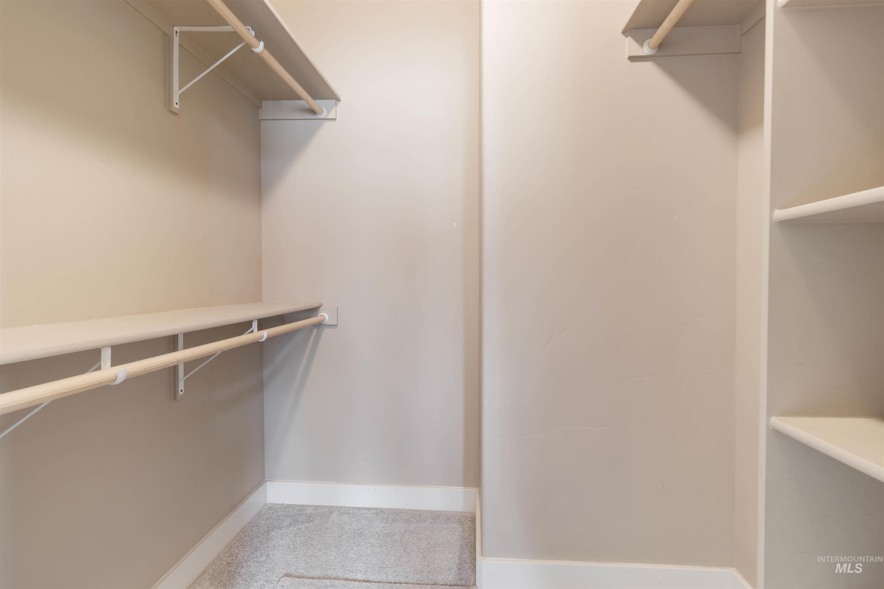 2000 S Belknap Loop, Nampa, Idaho 83686, 3 Bedrooms, 2 Bathrooms, Residential For Sale, Price $436,000,MLS 98977712